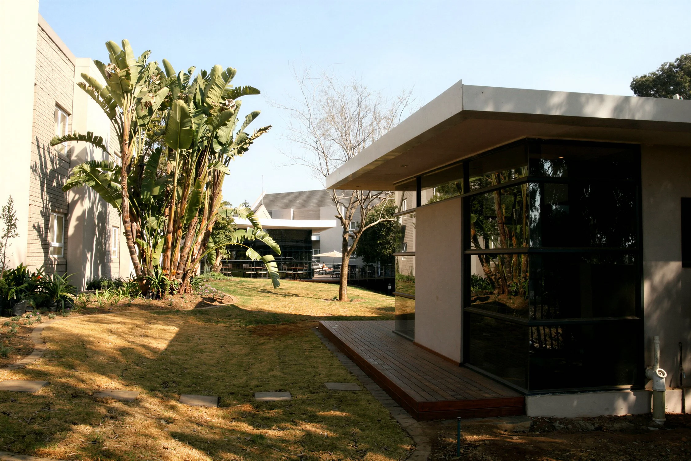 CITY LODGE HOTEL O.R TAMBO 3.jpg