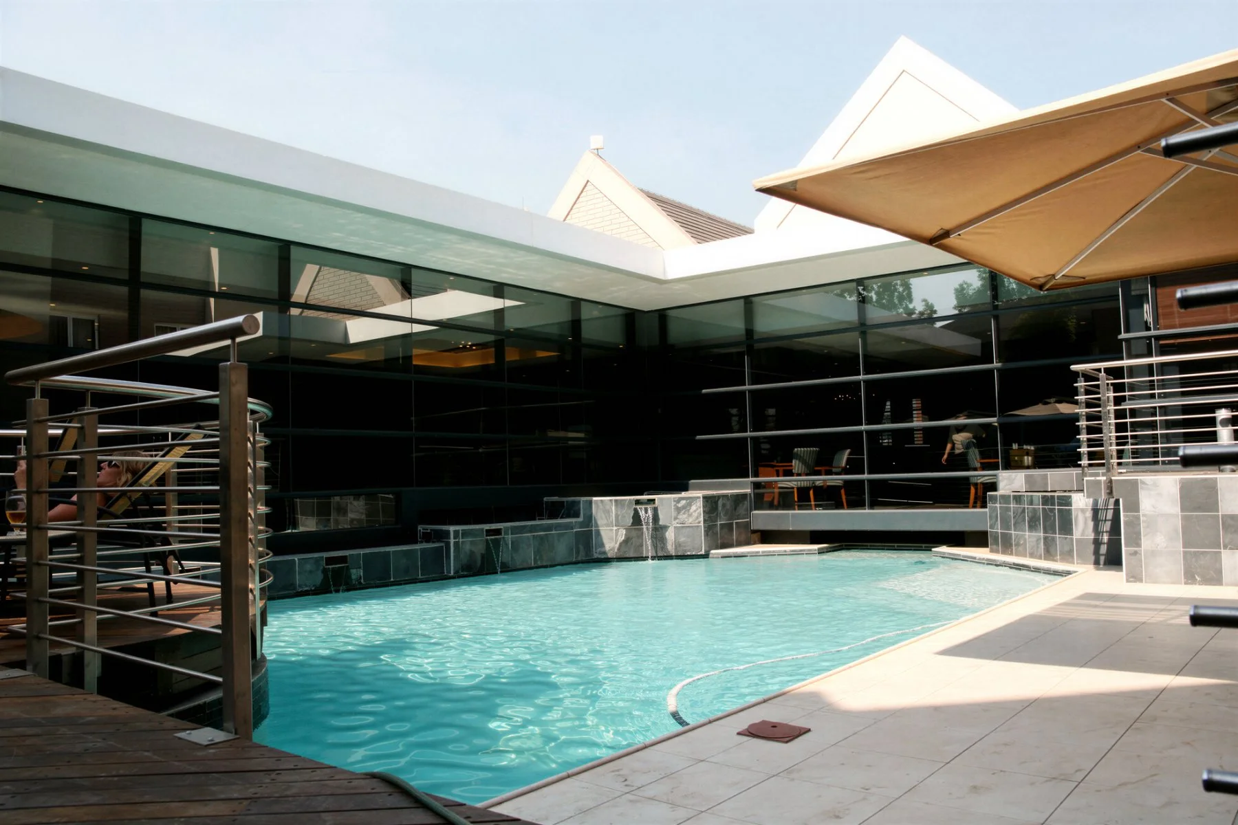 CITY LODGE HOTEL O.R TAMBO 7.jpg