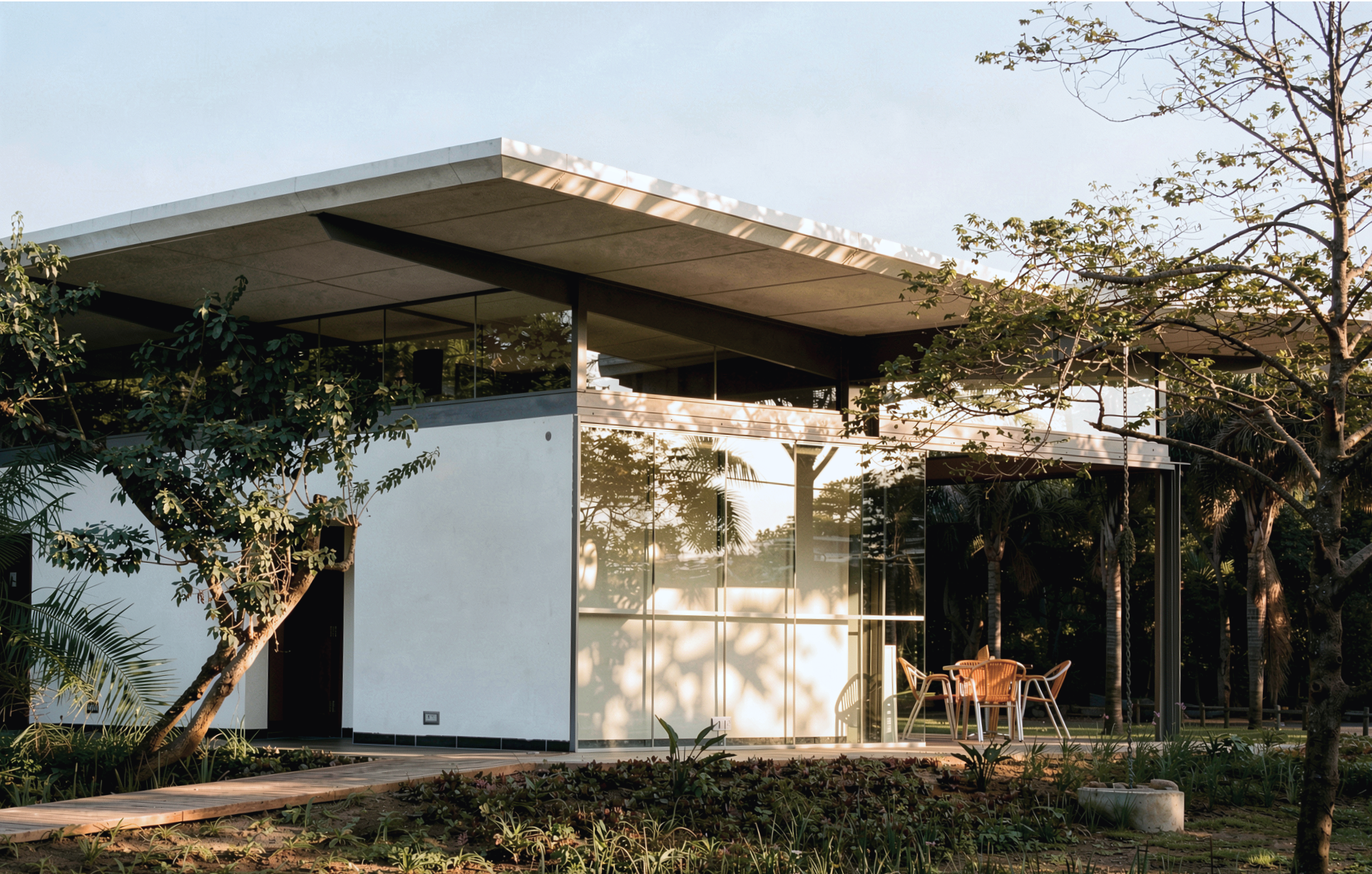 DURBAN COUNTRY CLUB HALFWAY HOUSE 2.png