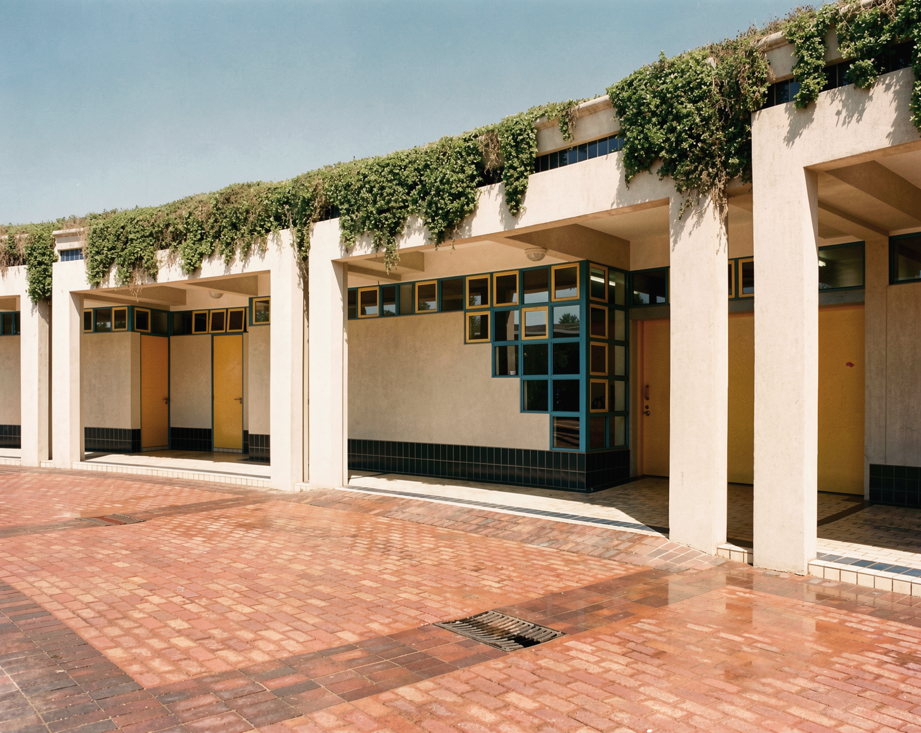 SOUTH BEACH FACILITY 07.png