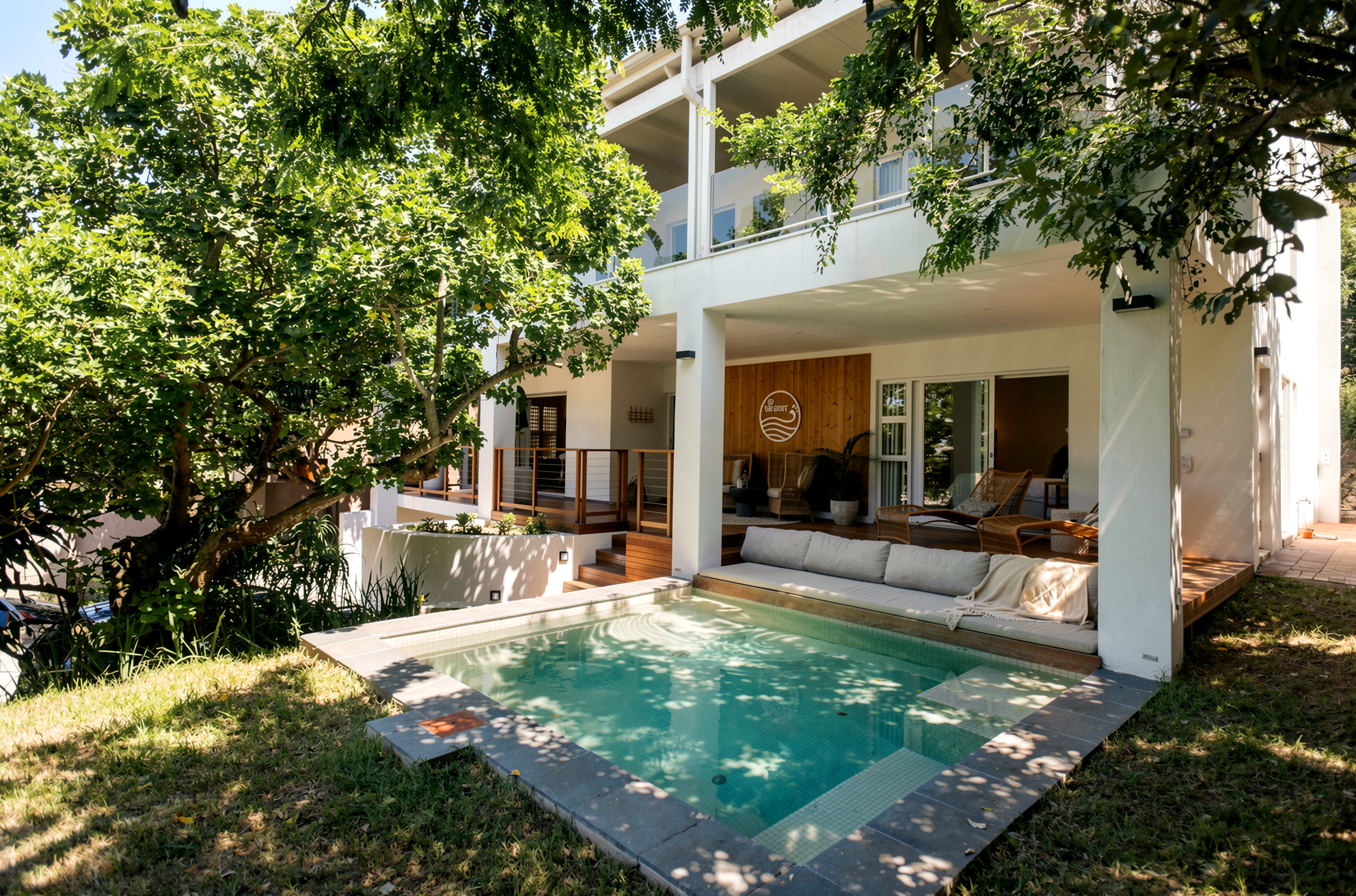 HOUSE DE LANGE 5.png
