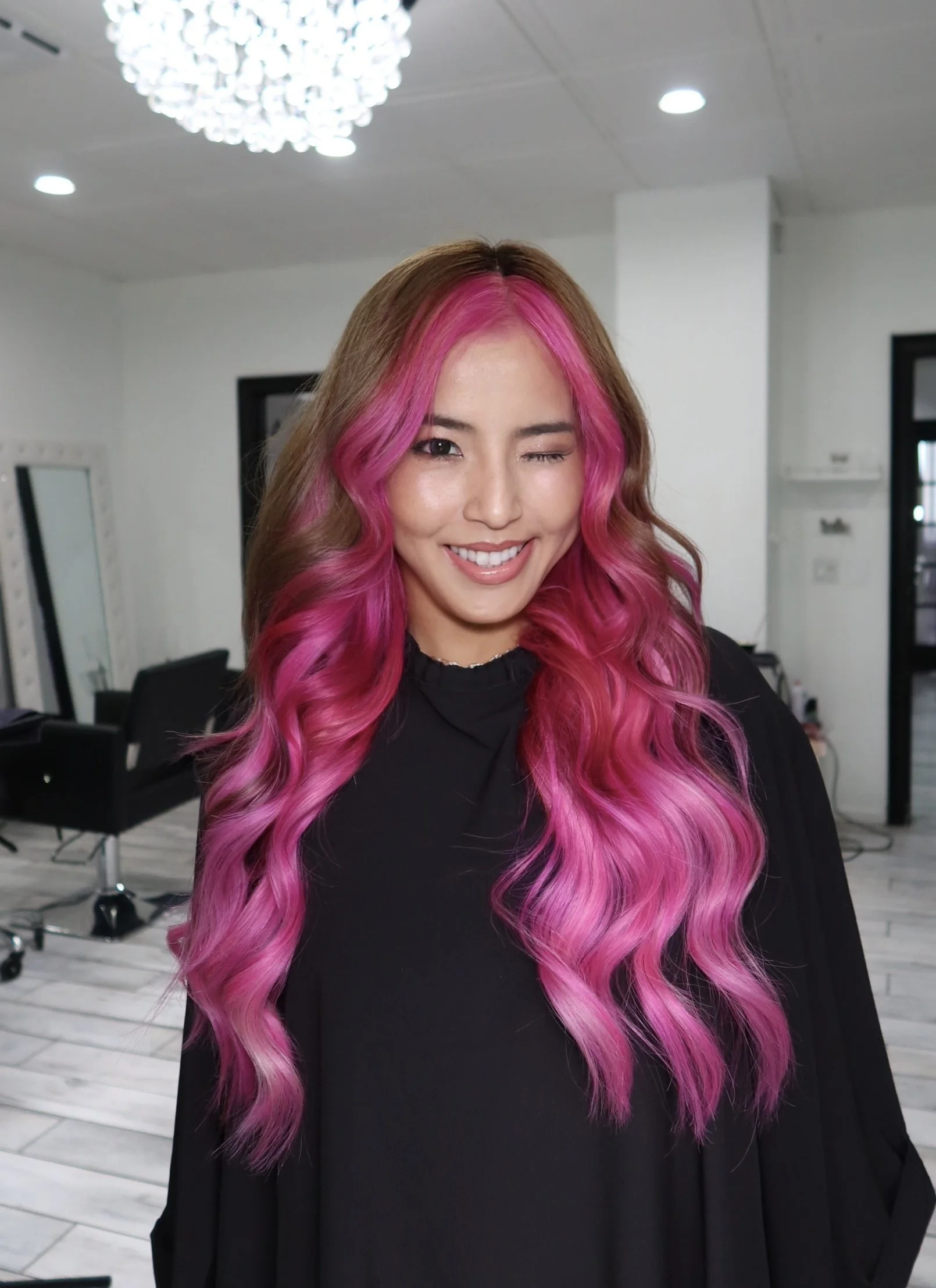Mina shirakawa hair stylist Hair color and extensions preformed at Salon amoura near ucf, downtown Orlando, Avalon park, Waterford lakes, and oviedo specializing in hand tied hair extensions hair tinsel on