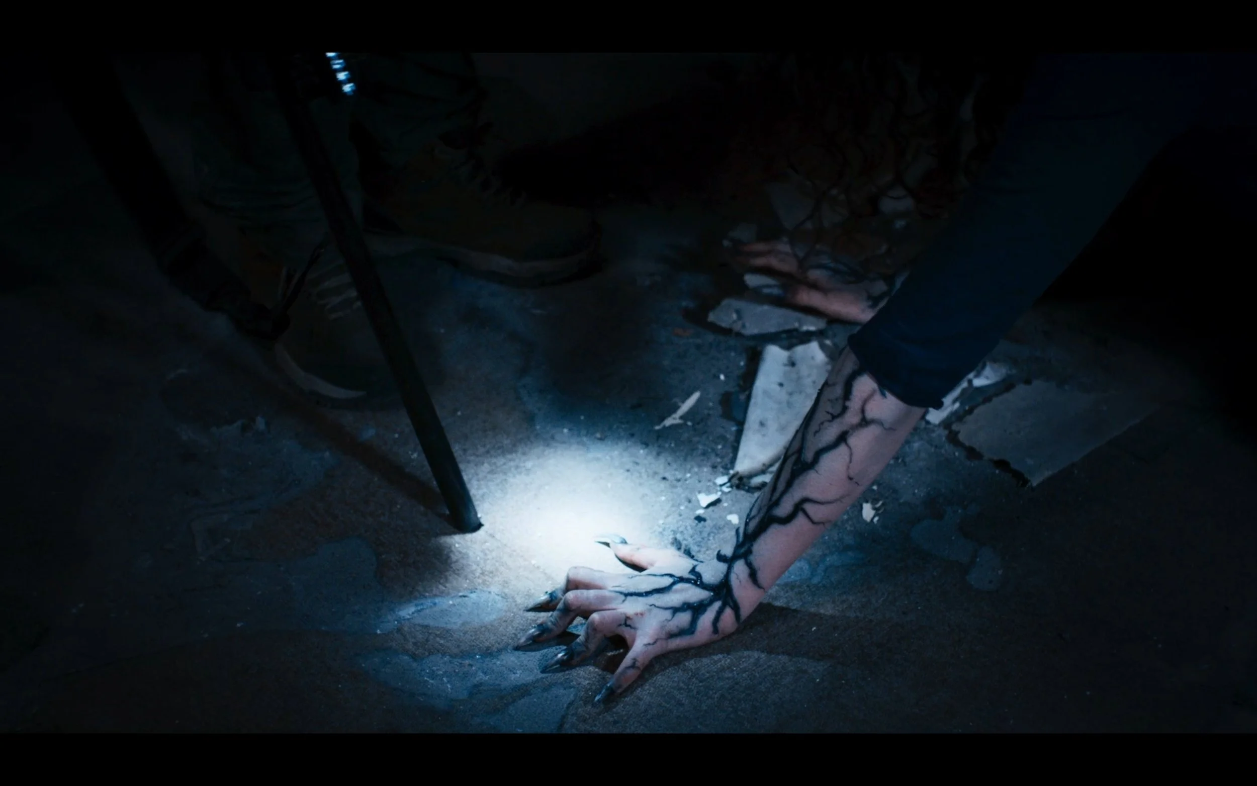 Screenshot_20260412_192410_Video Player.jpg