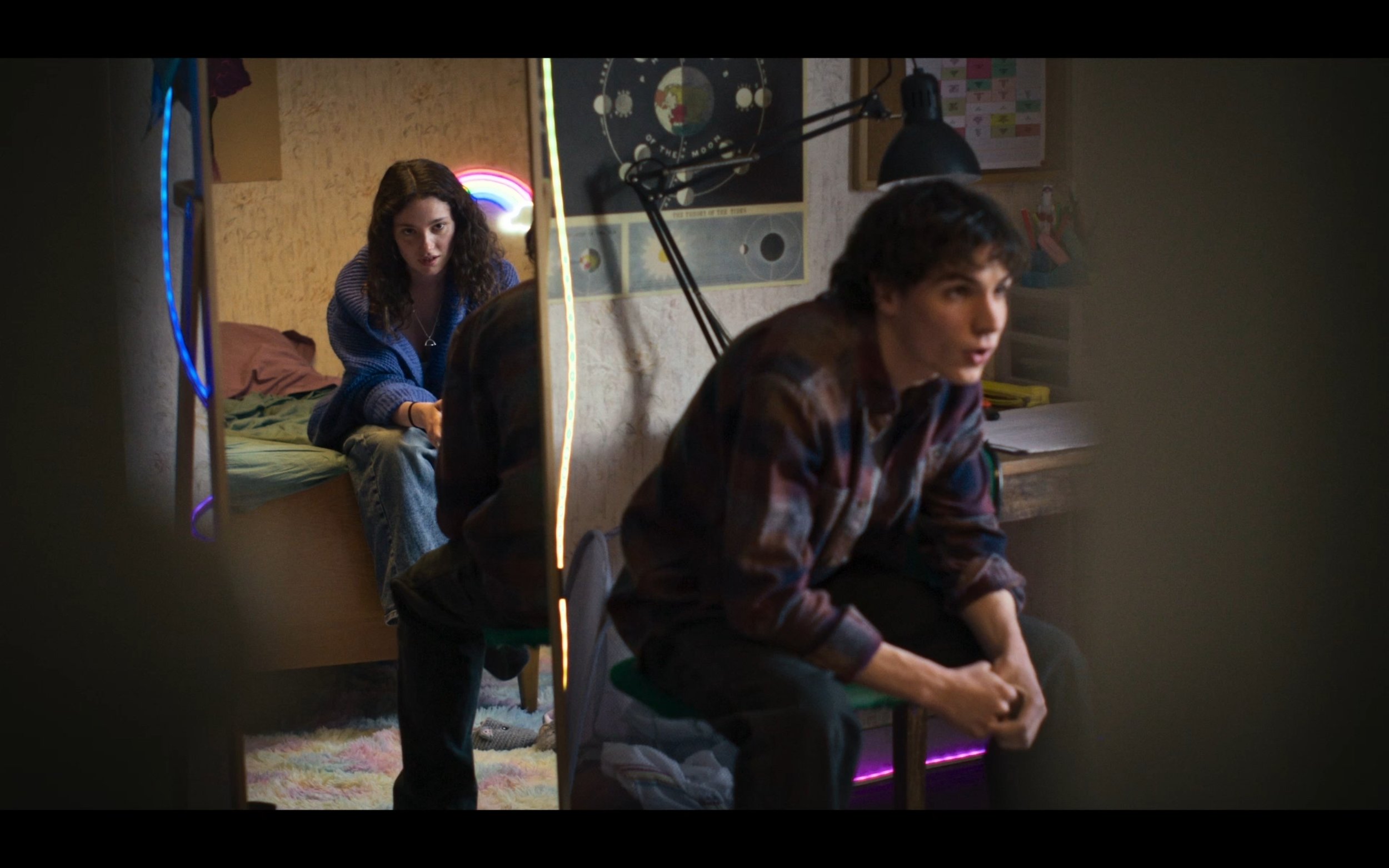 Screenshot_20260412_185944_Video Player.jpg