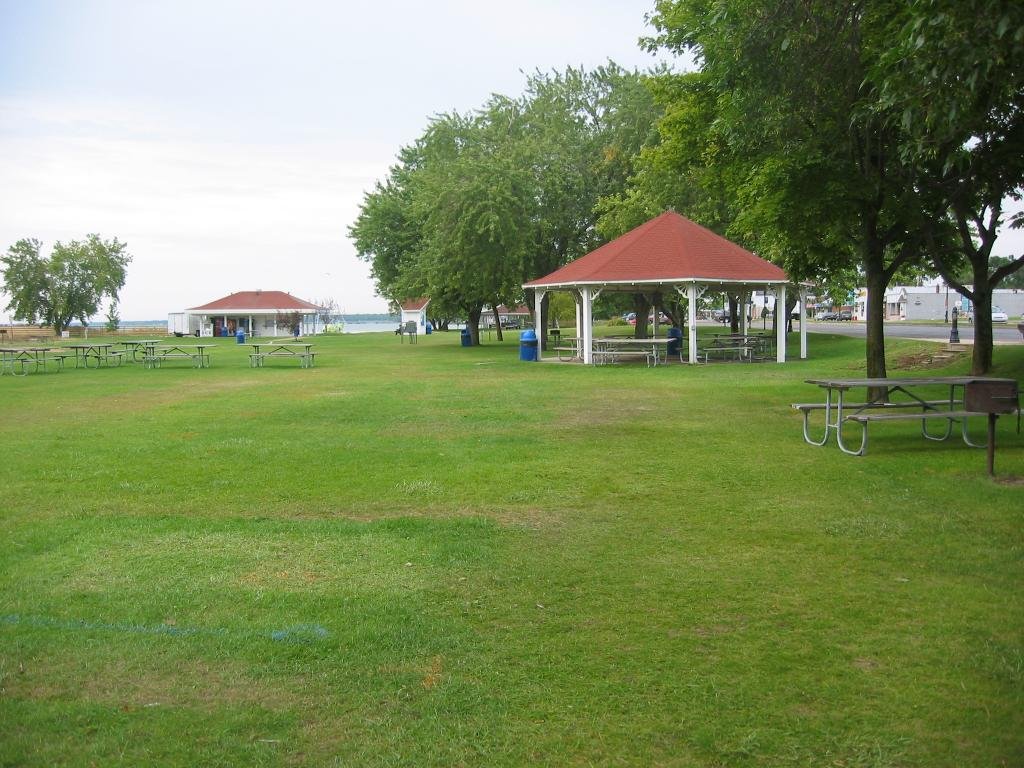 Tawas City Shoreline Park