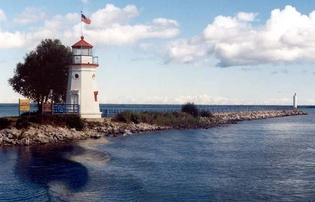 Cheboygan Crib Light 2.jpg