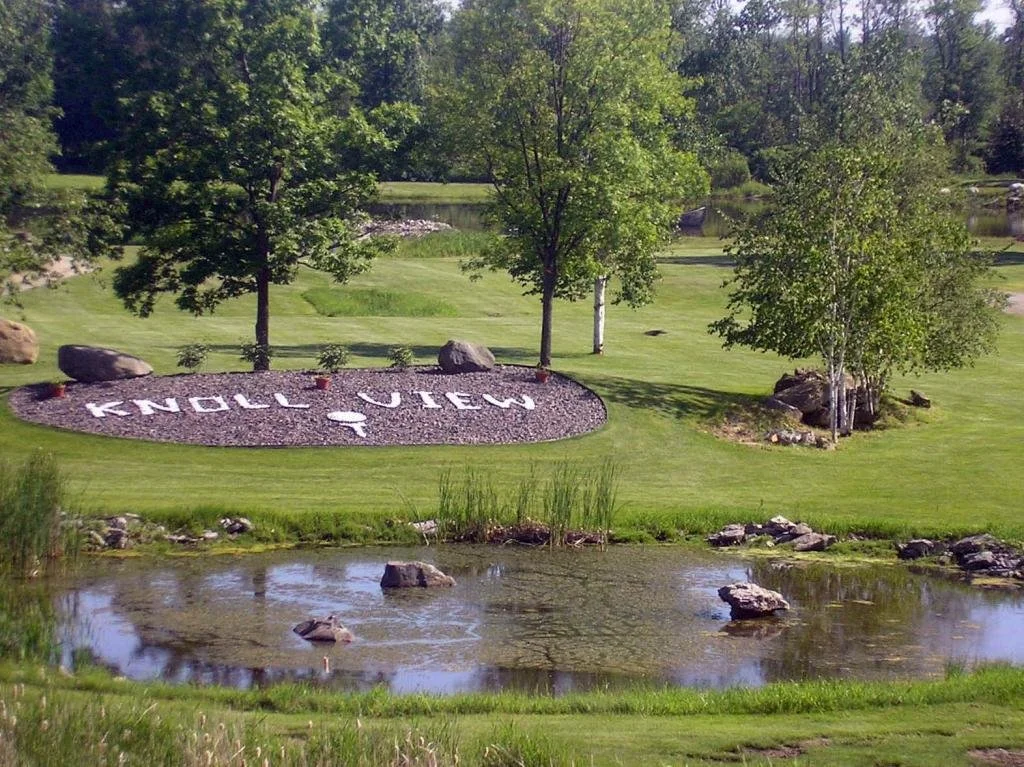 Knollview Golf Course &amp; Driving Range