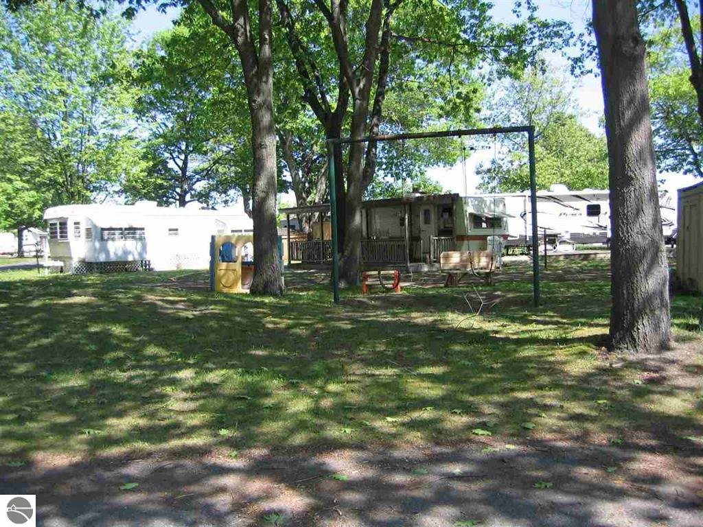Sleepy Oaks RV Campground 4.jpg