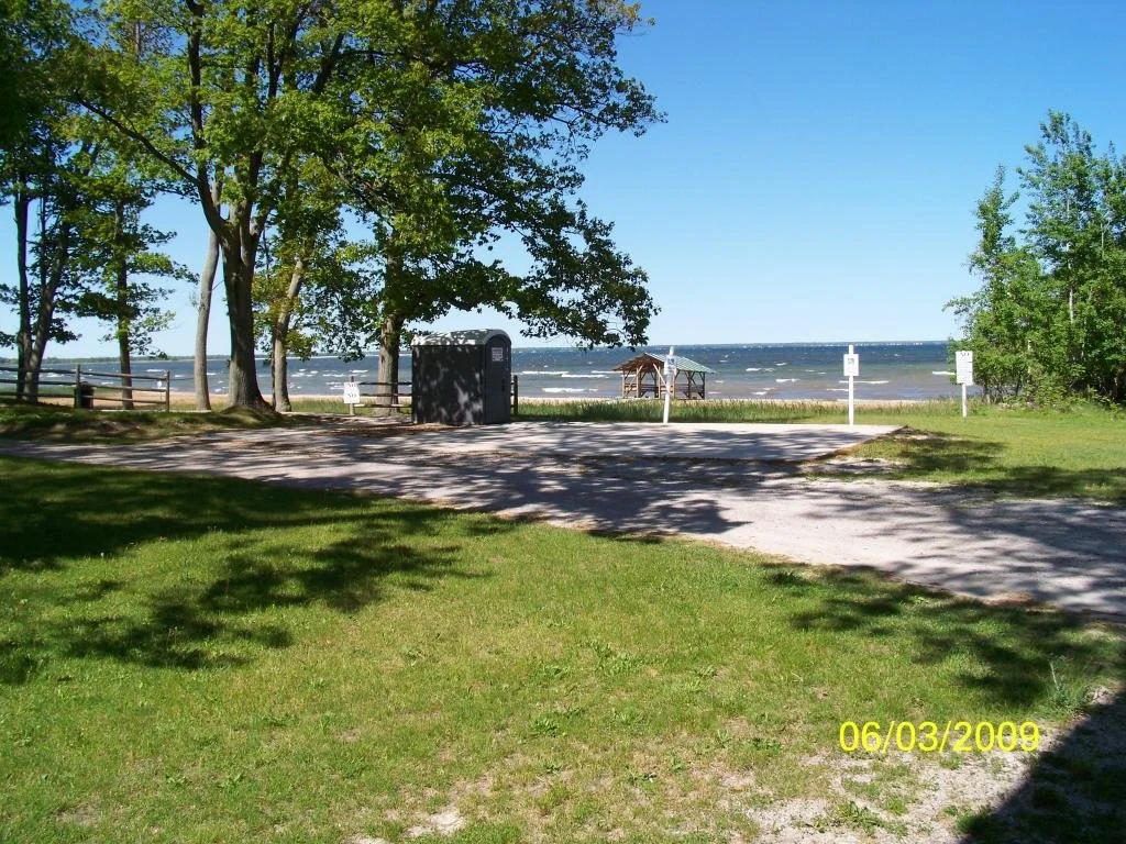 Beach at end of Santiago Road
