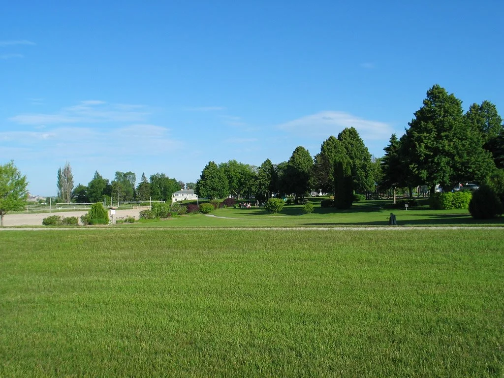 Lakeshore Park 2.jpg