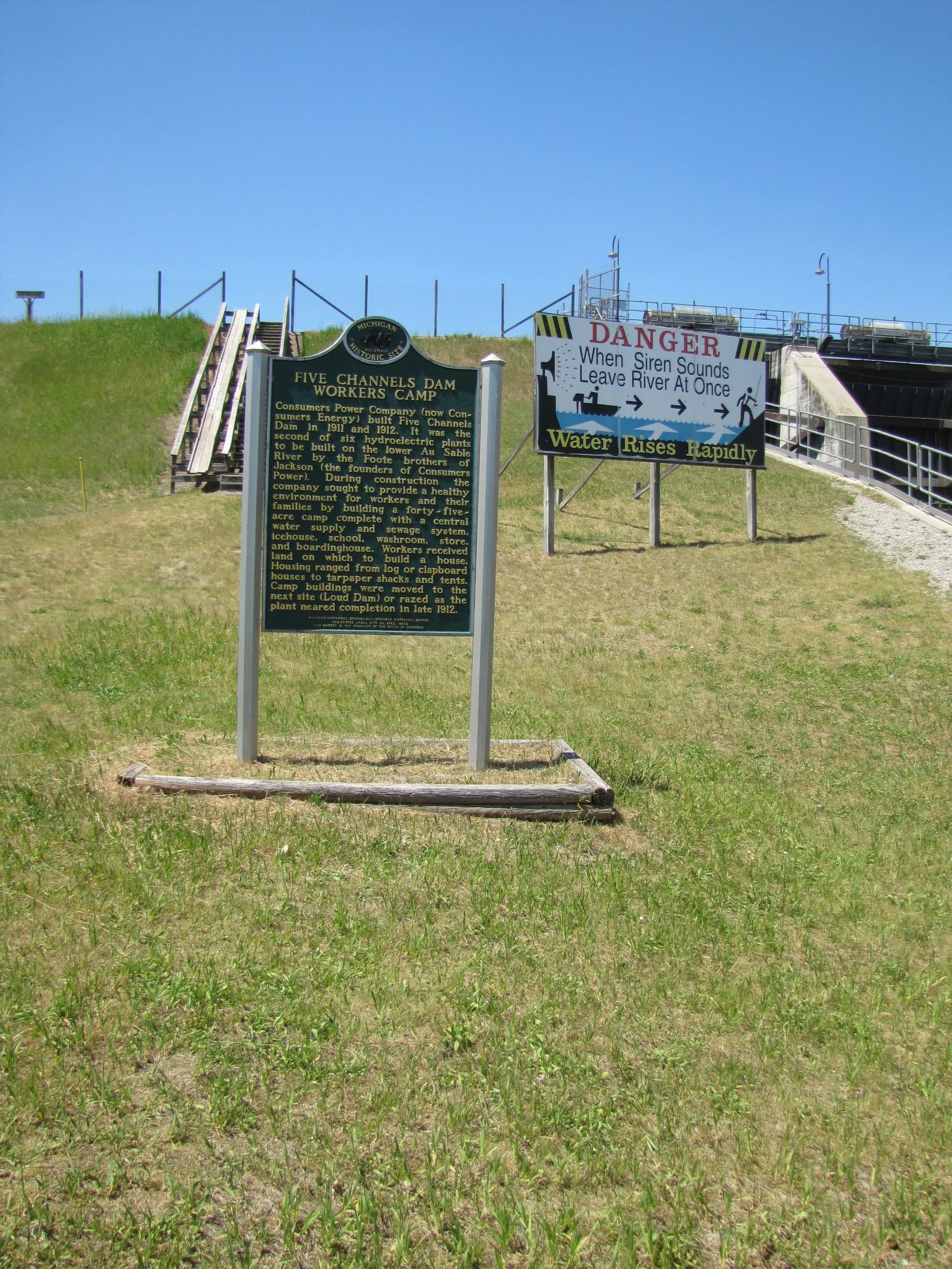 Five Channels Dam 4.JPG