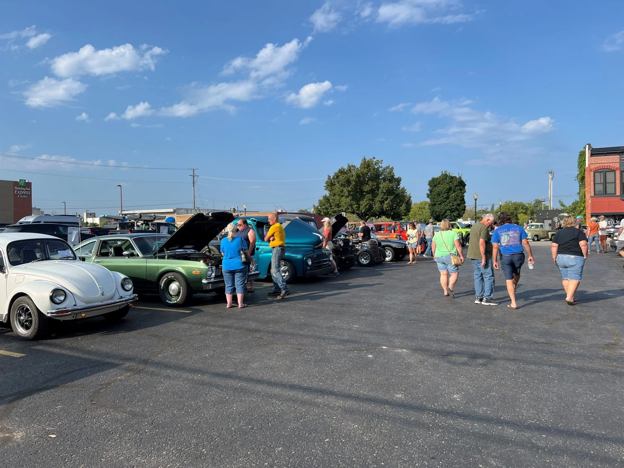 Downtown Drive-In & Dine Car Show