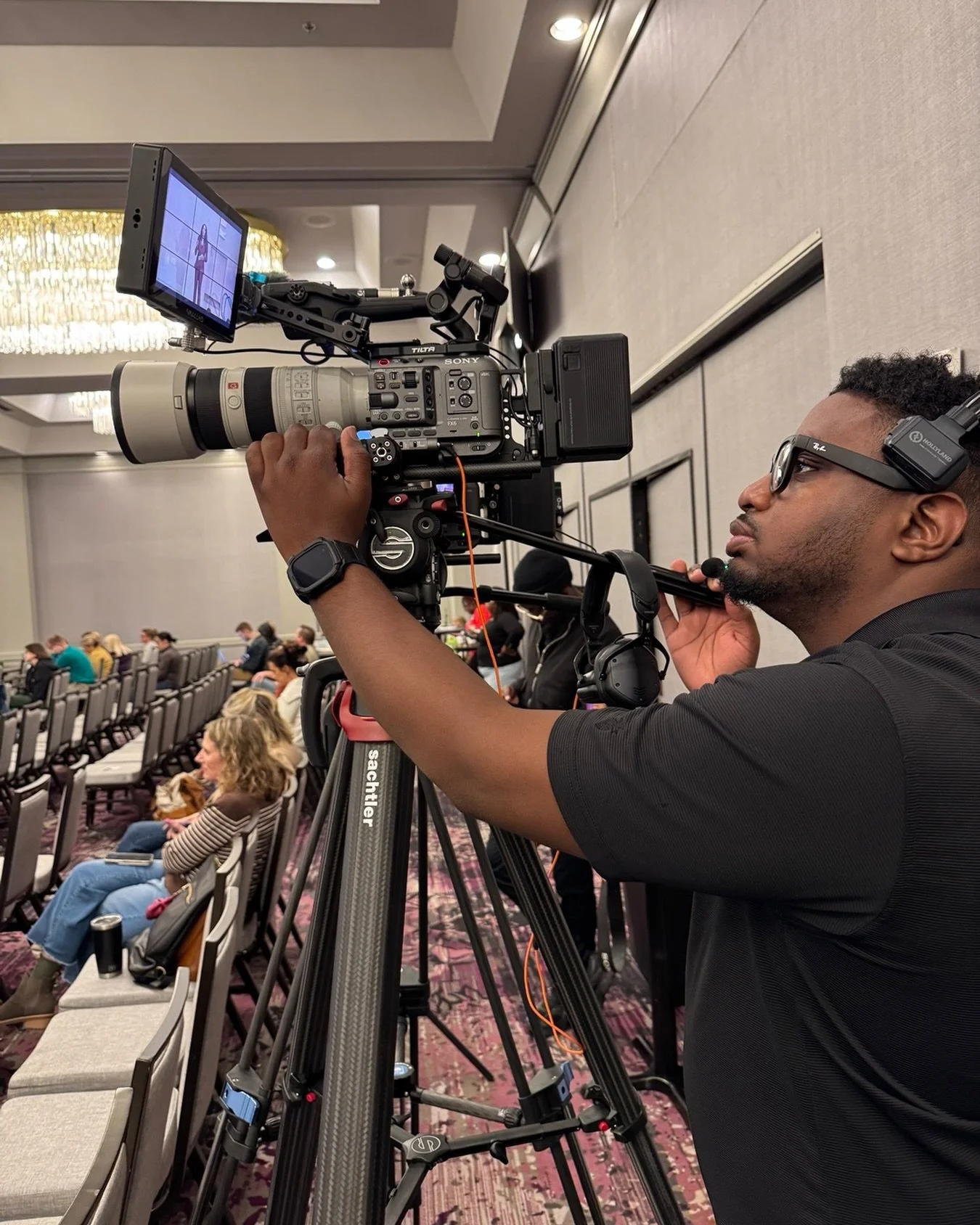 Being a camera operator is more than just holding a camera. It&rsquo;s about reading the room anticipating the moment and capturing it before it&rsquo;s gone. 
-
-
-
-
#videoproductioncompany #savannahvideographer #cameraman #corporatevideoproduction
