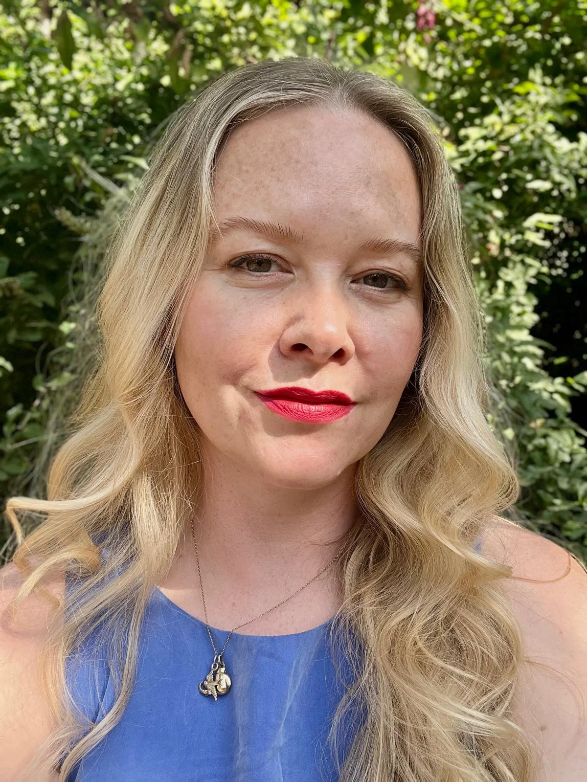 Creative virtual assistant offering business support across Kent and East Sussex. I help founders and creative businesses stay organised, shape ideas, and manage day-to-day operations.