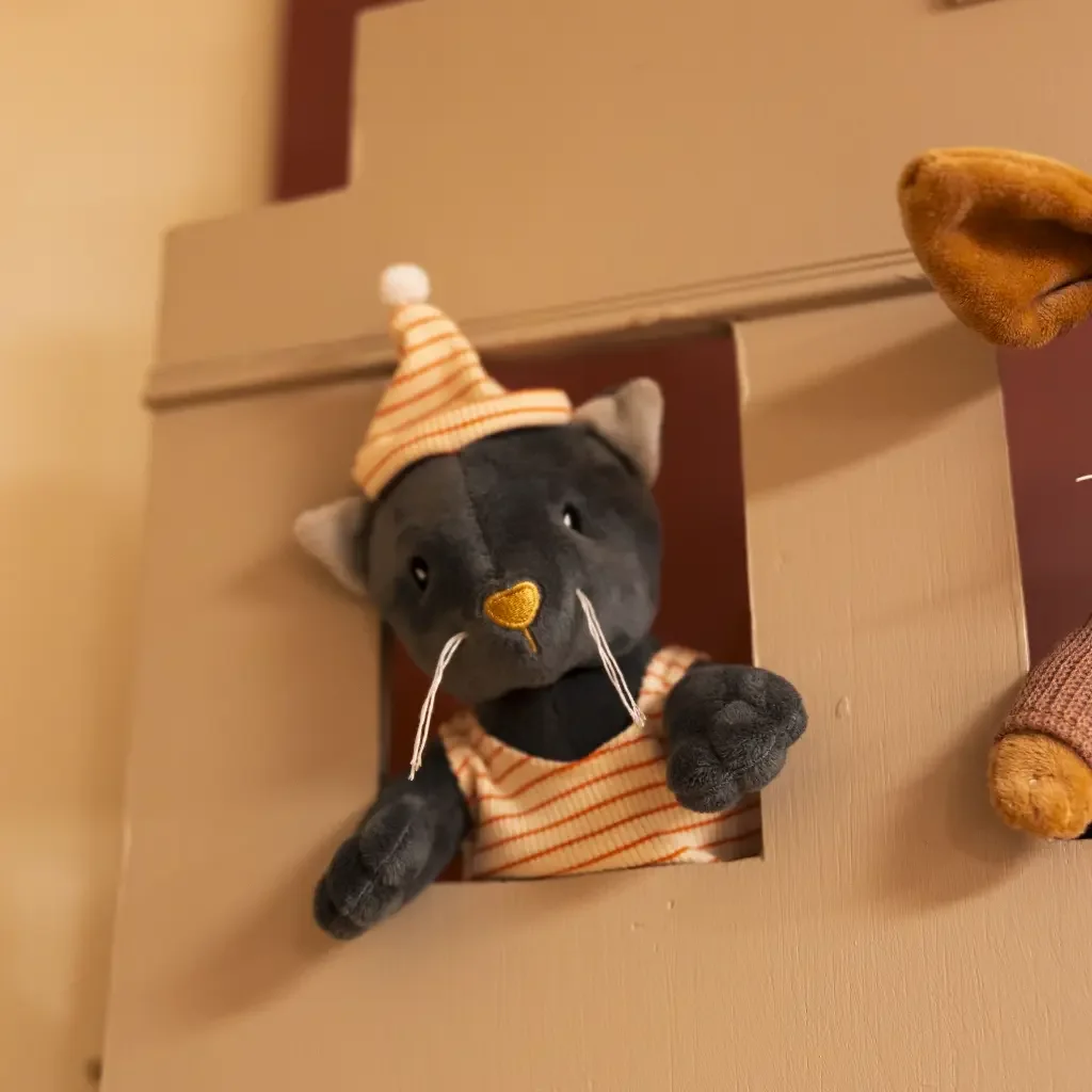 PIX004 (2).webp