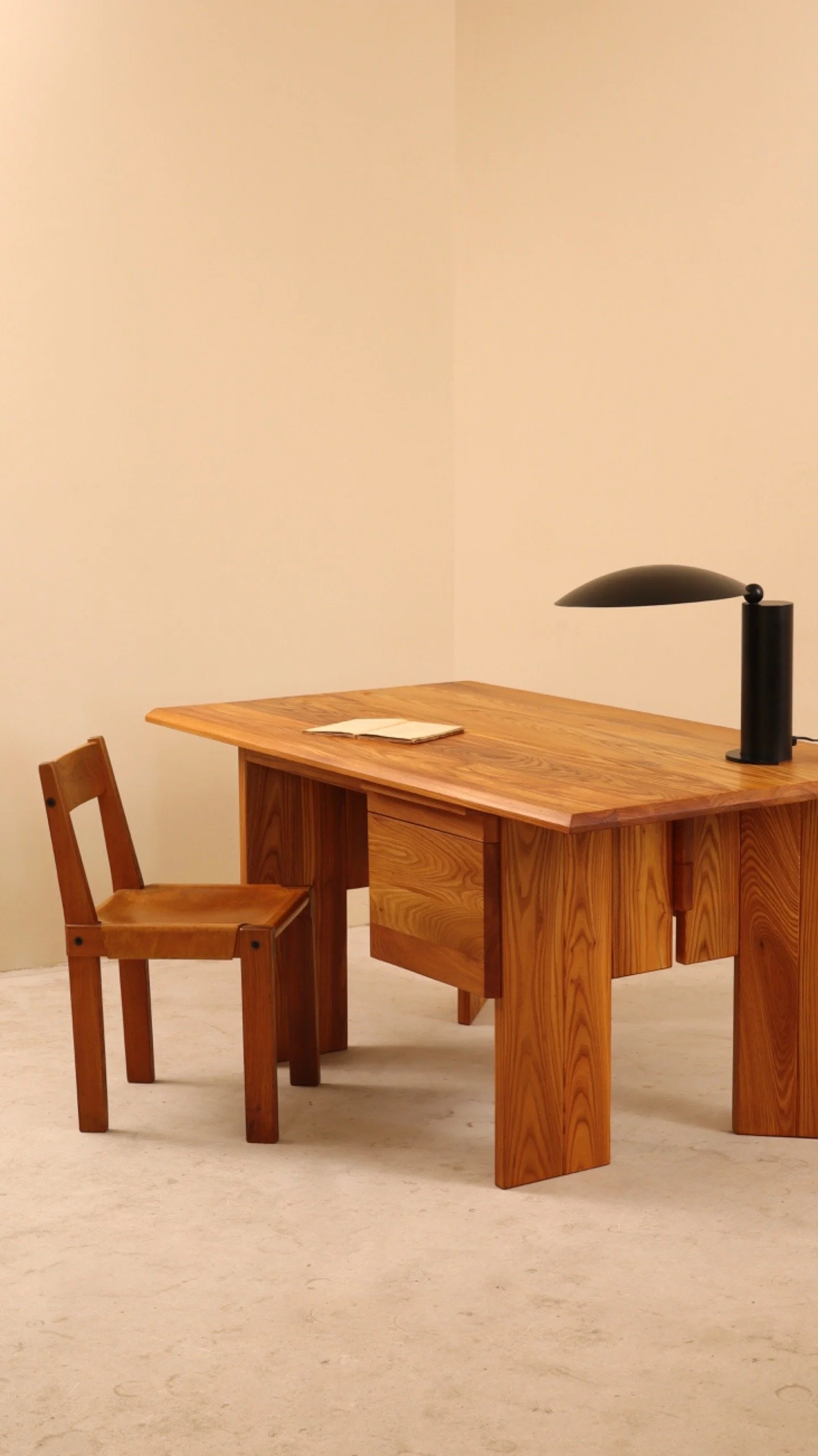 bureau orme massif maison regain
