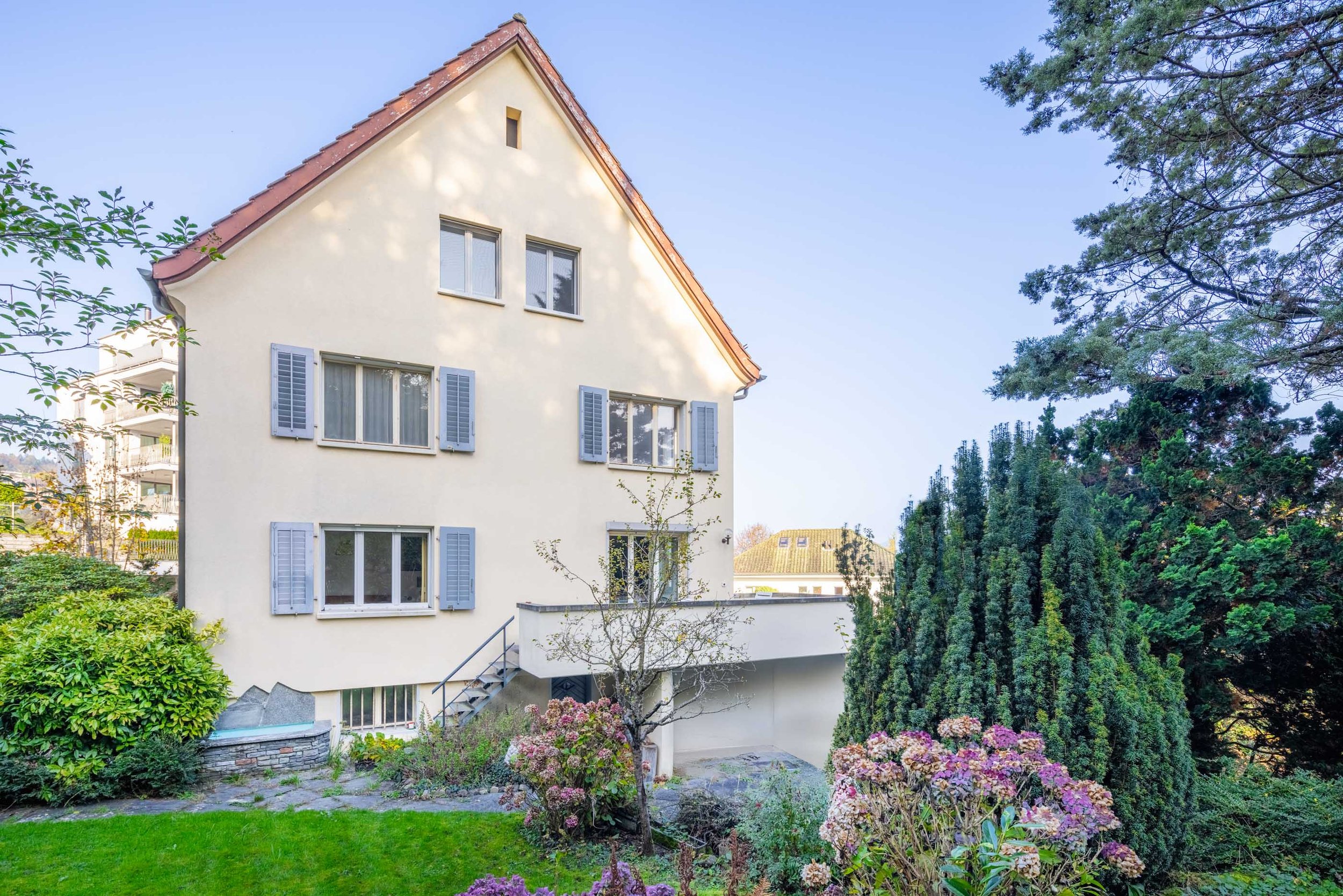 Schönblickstrasse, Meggen