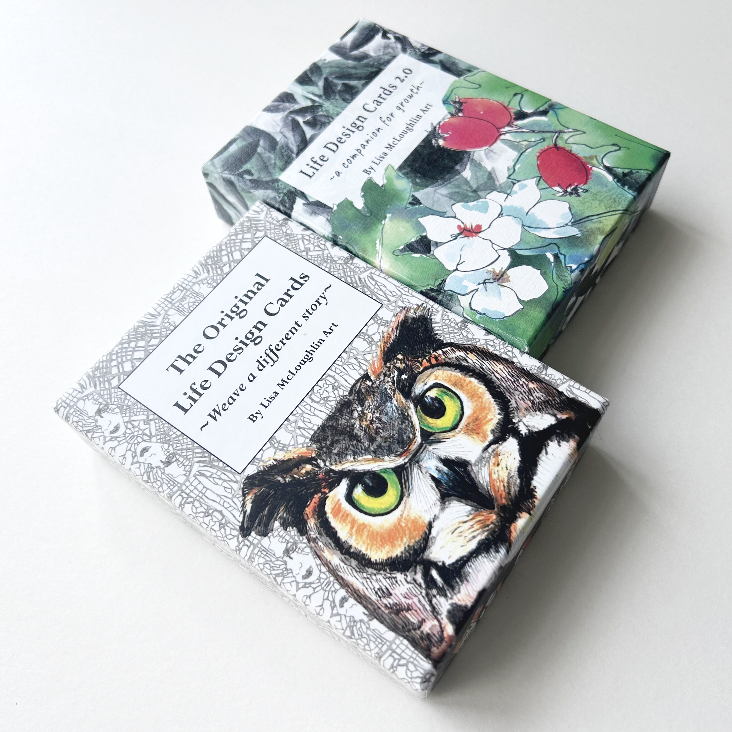 LIFE DESIGN CARDS  



A pared-back exploration of direction and change.
Simple prompts and open structures create space for reflection, allowing meaning to emerge over time.