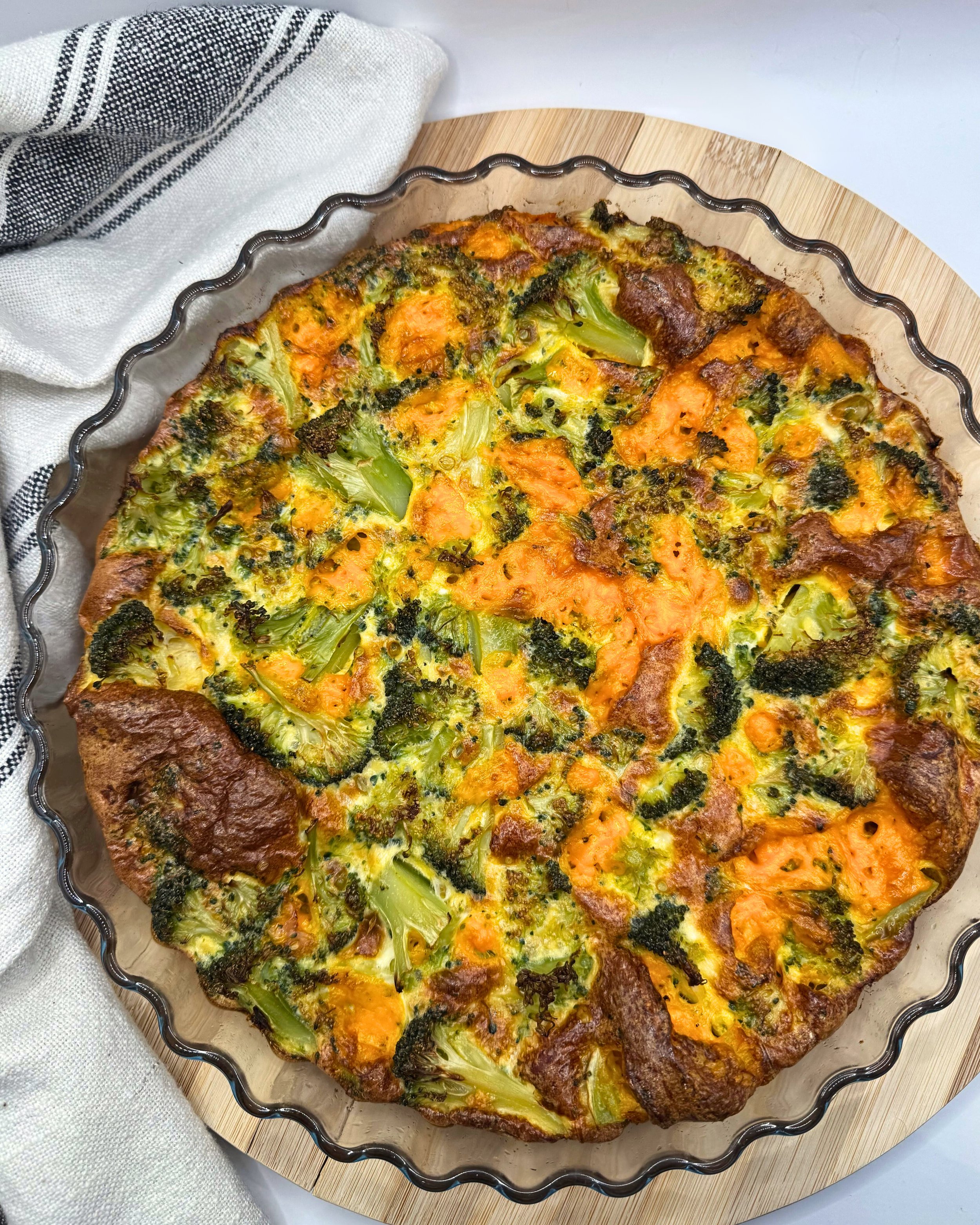 Crustless Broccoli Cheddar Quiche