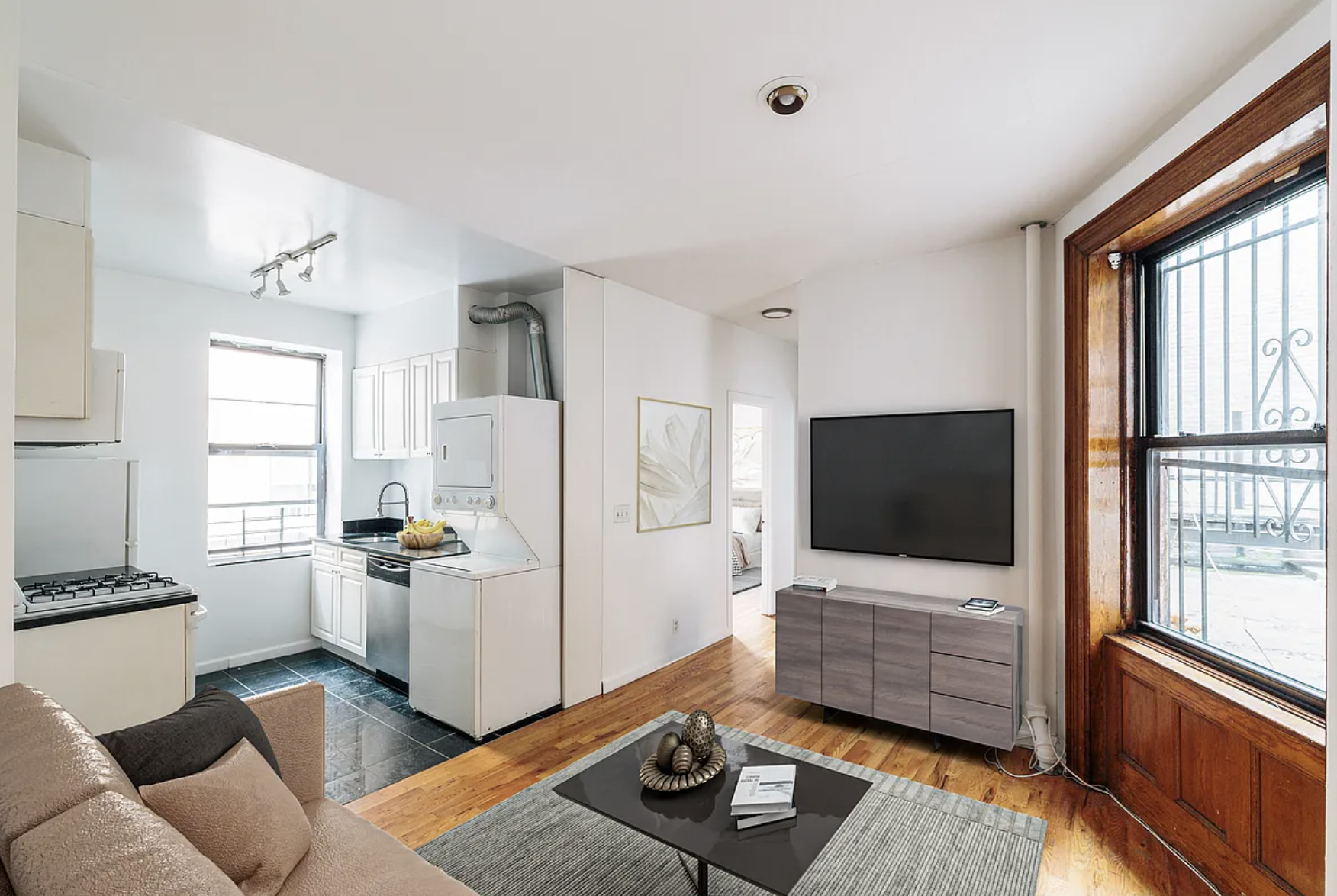 Bank St & 7th Ave- 2BR/2BA-12A