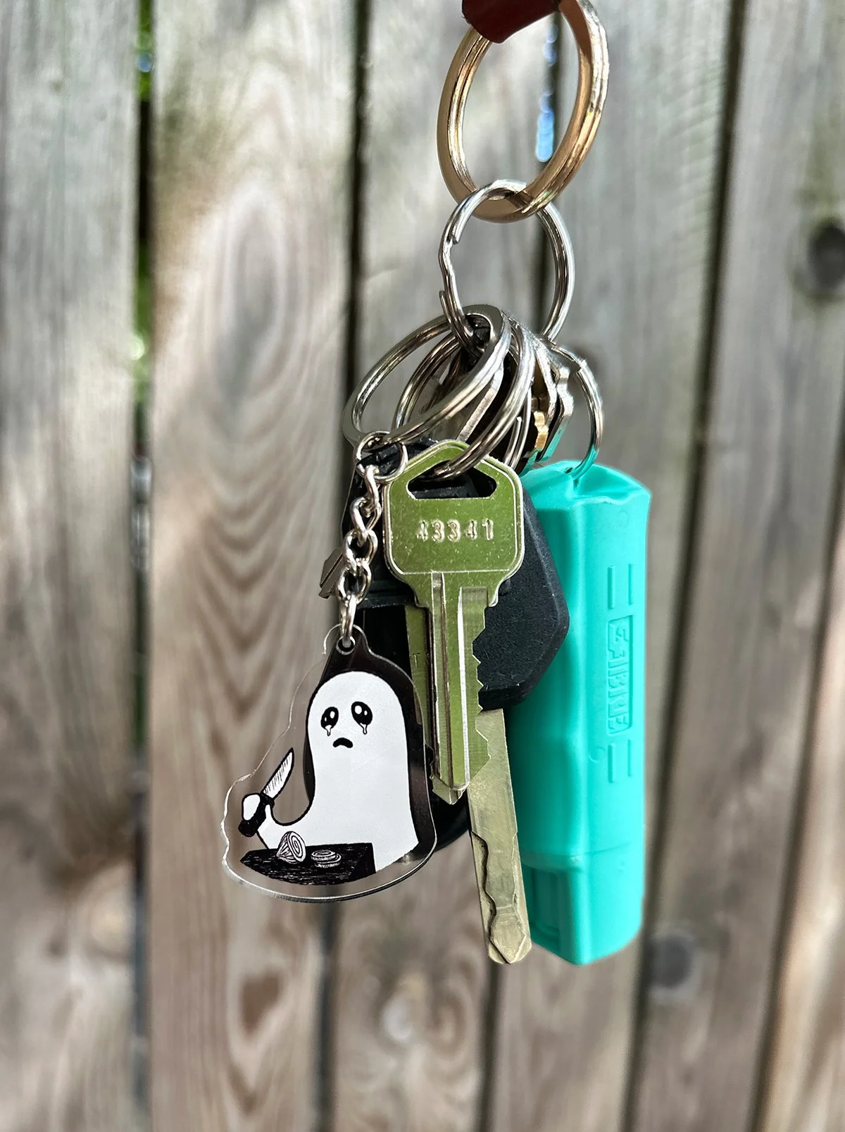sadghost-keychain-5.jpg