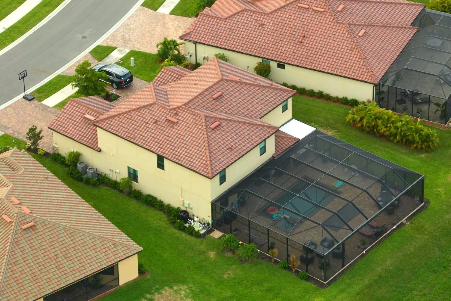 Motorized Solar Screens: New Way To Protect Your Home