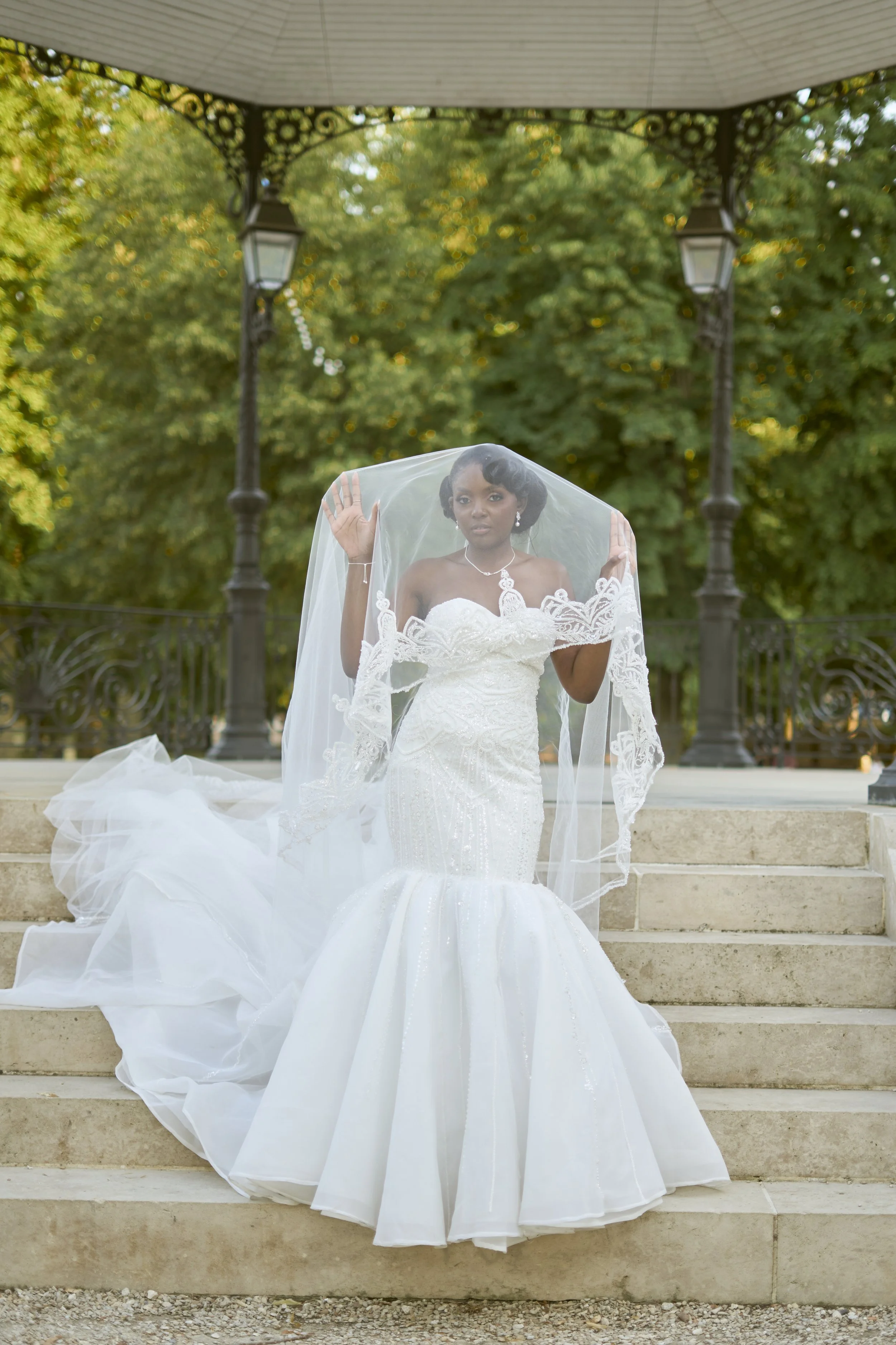 ELIANE & LARSON 213.jpg