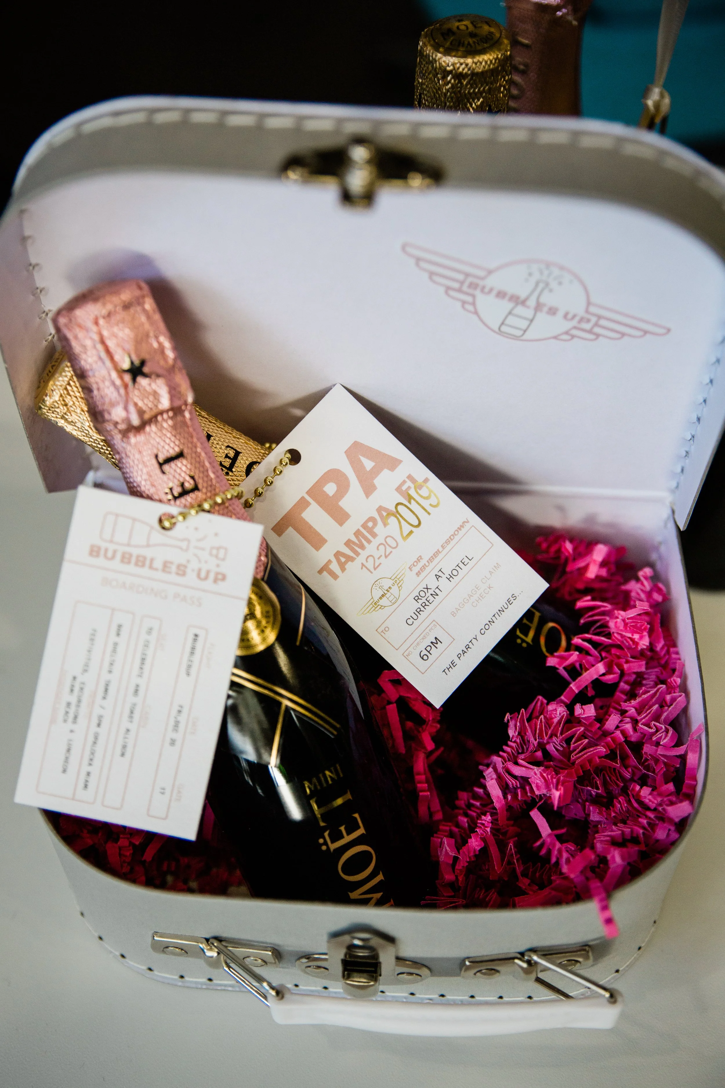 Moet champagne, TPA flight party box