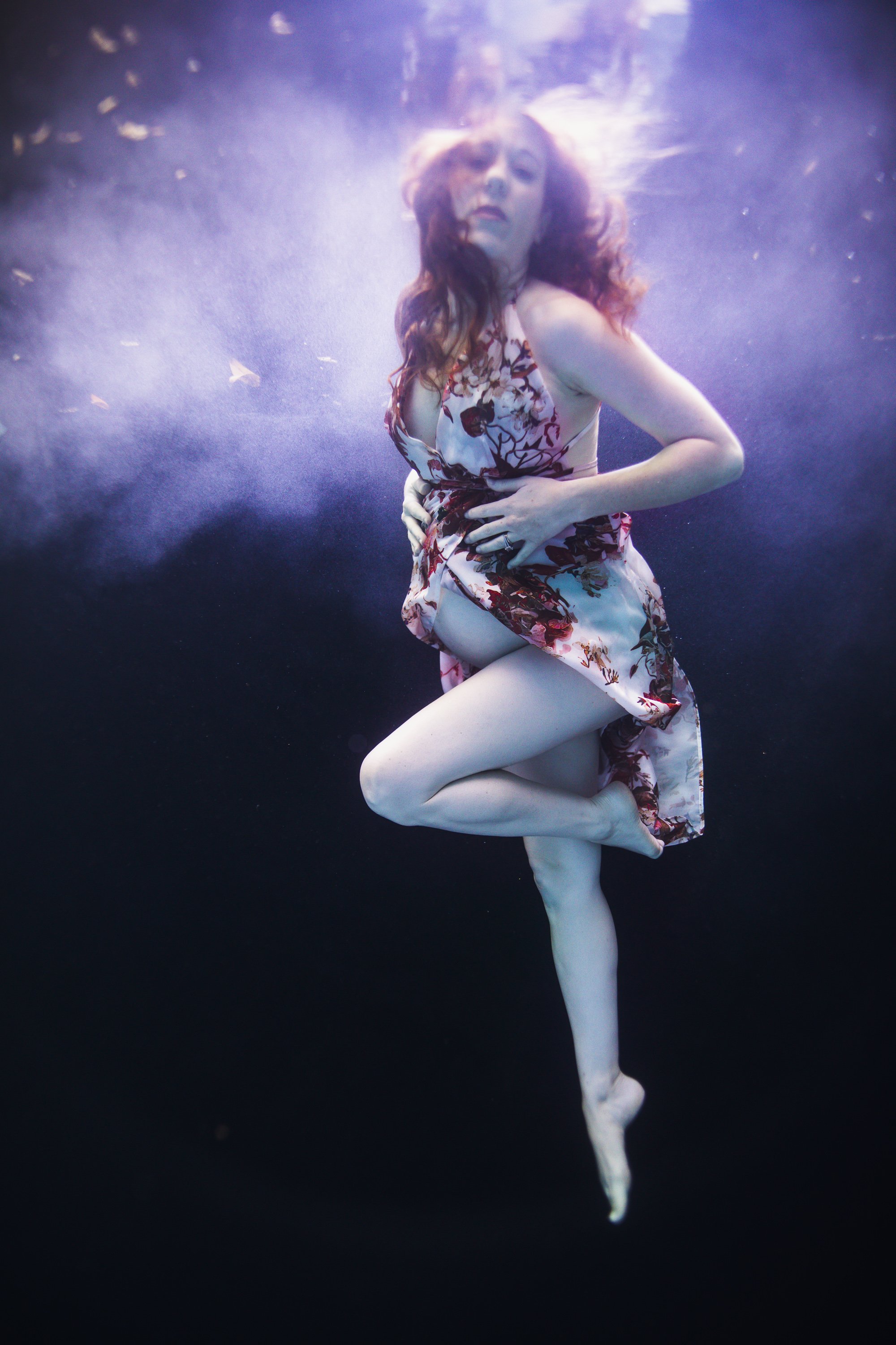 underwater maternity session