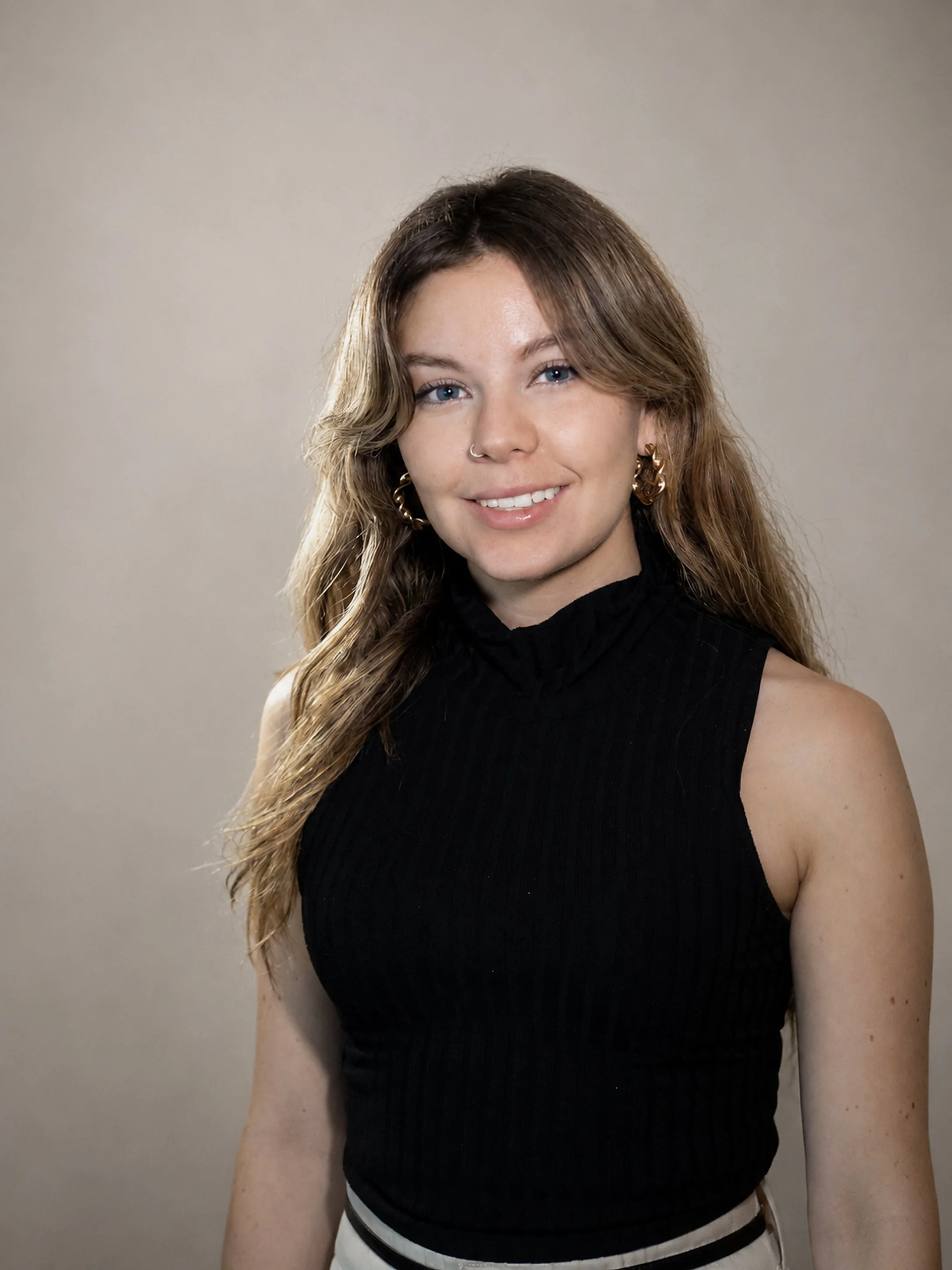 Retrato profesional de Rosario Jiménez Castillo, abogada colaboradora en derecho penal y litigación penal.