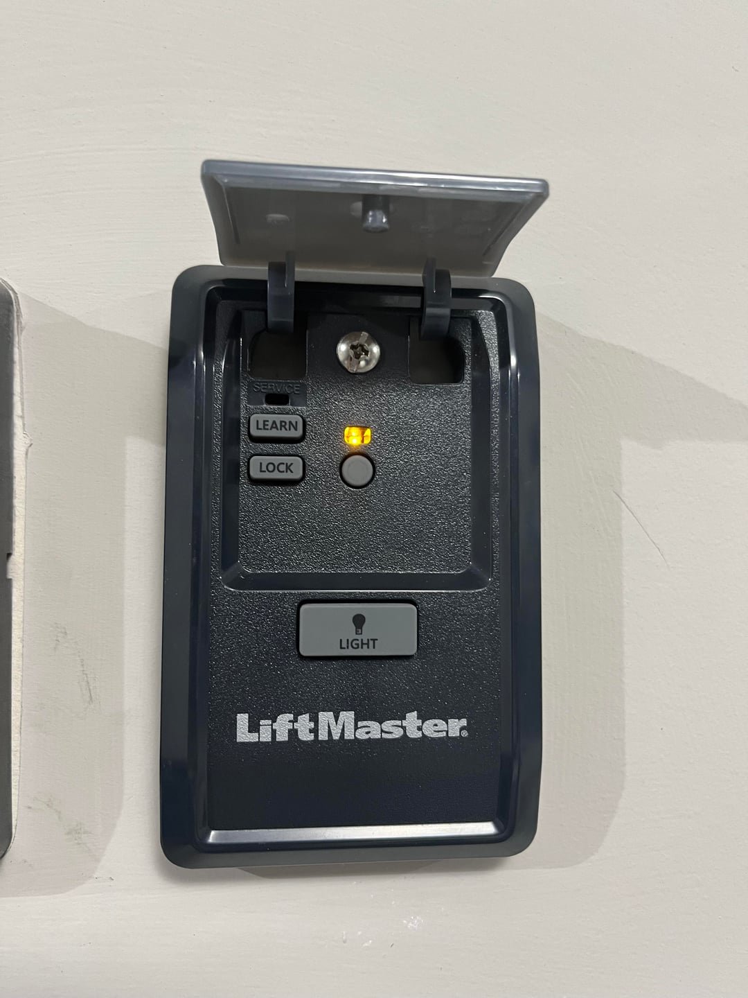 liftmaster-wall-mounted-garage-opener-not-working-v0-9pwowpotw2dc1-4287799834.jpg