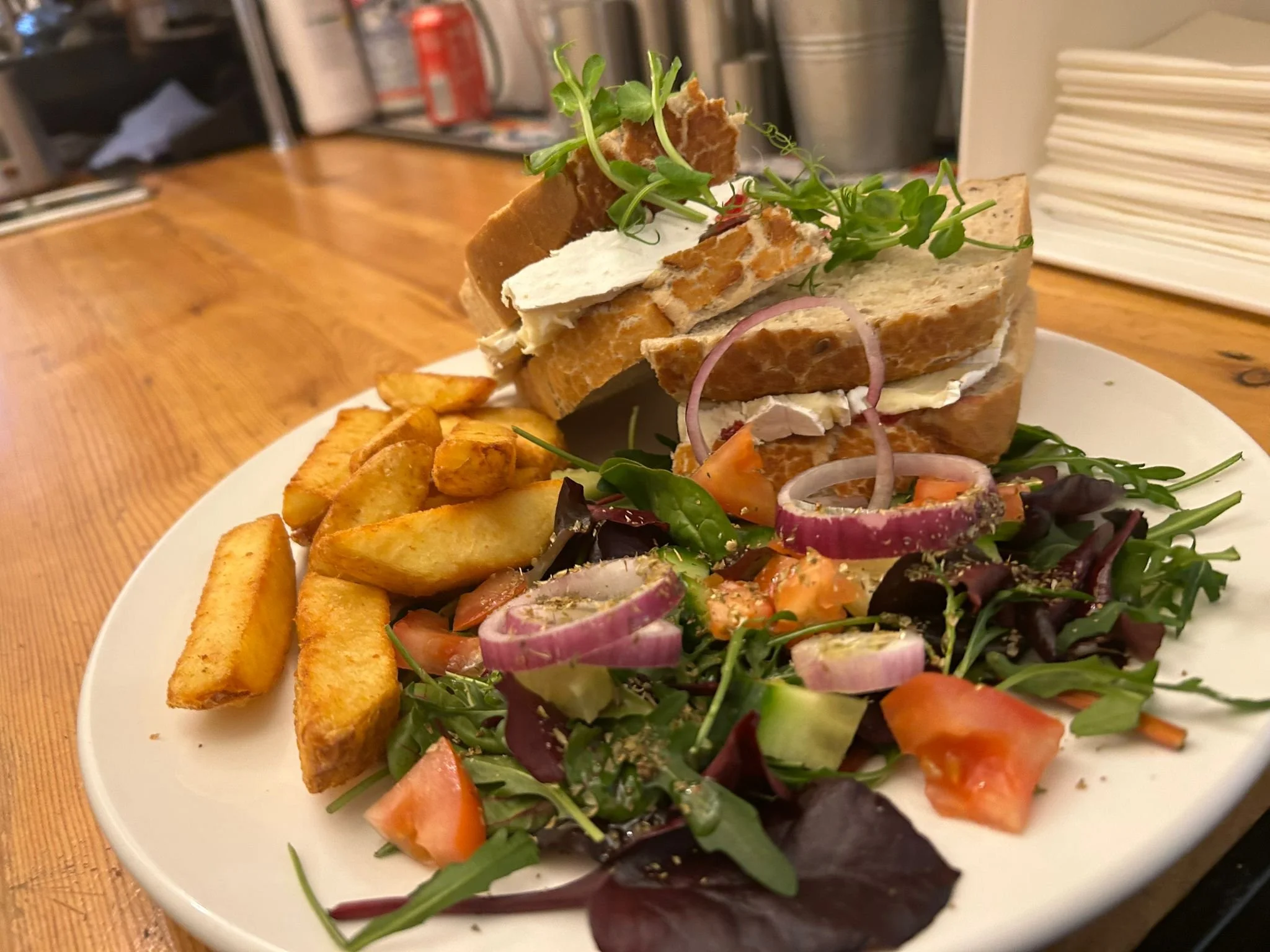 Brie and Cranberry Sandwich.jpeg