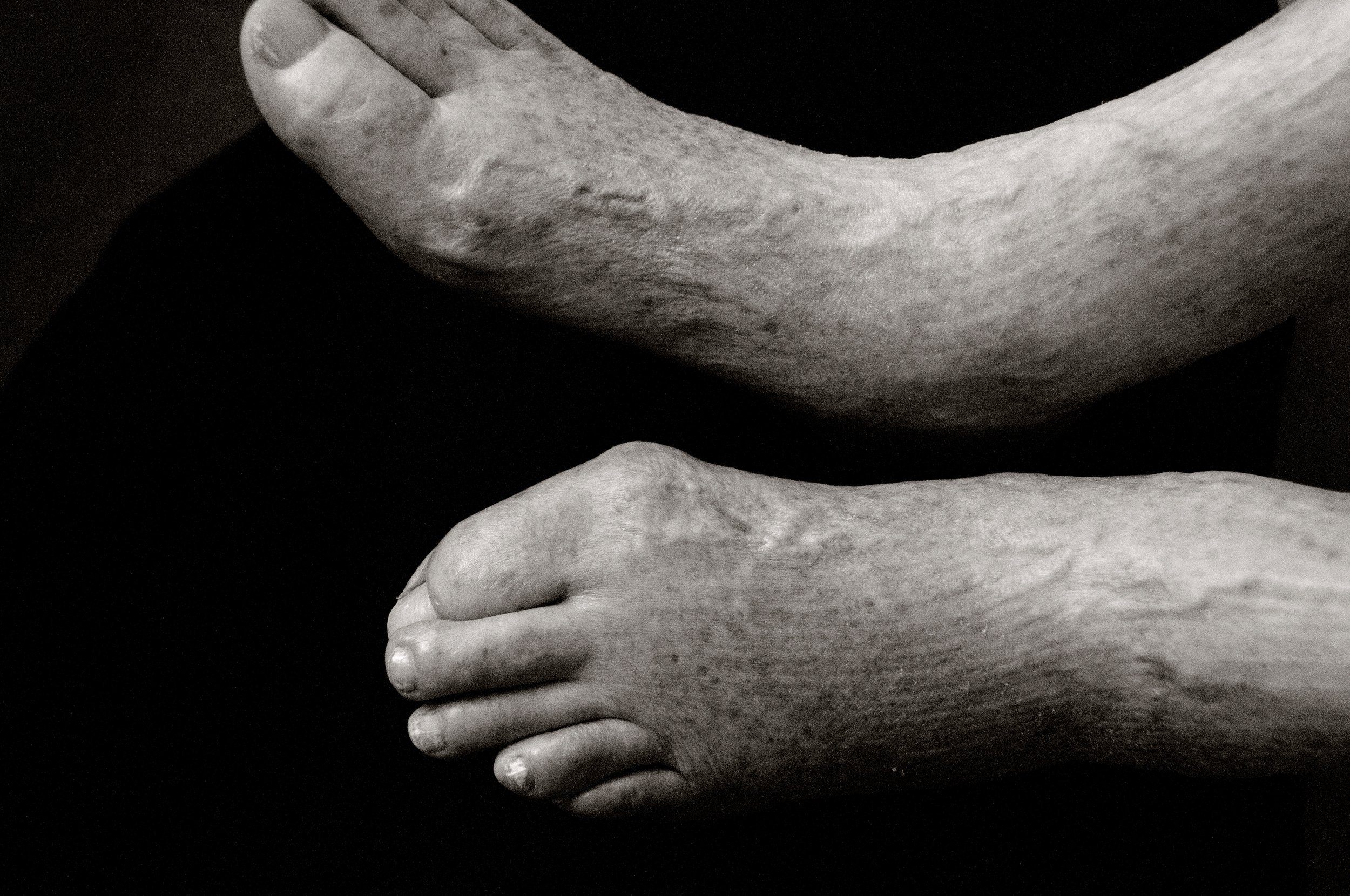 FeetM.jpg