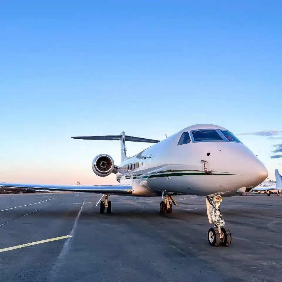 PREMIER AIRCRAFT DETAILING SERVICE IN LONG ISLAND. SUFFOLK AND NASSUA COUNTY