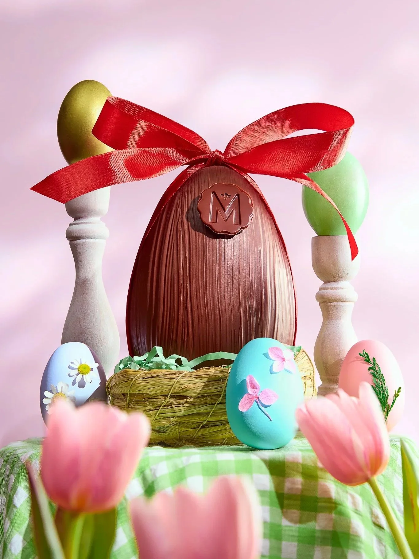 MrE_C17_EggL.jpg
