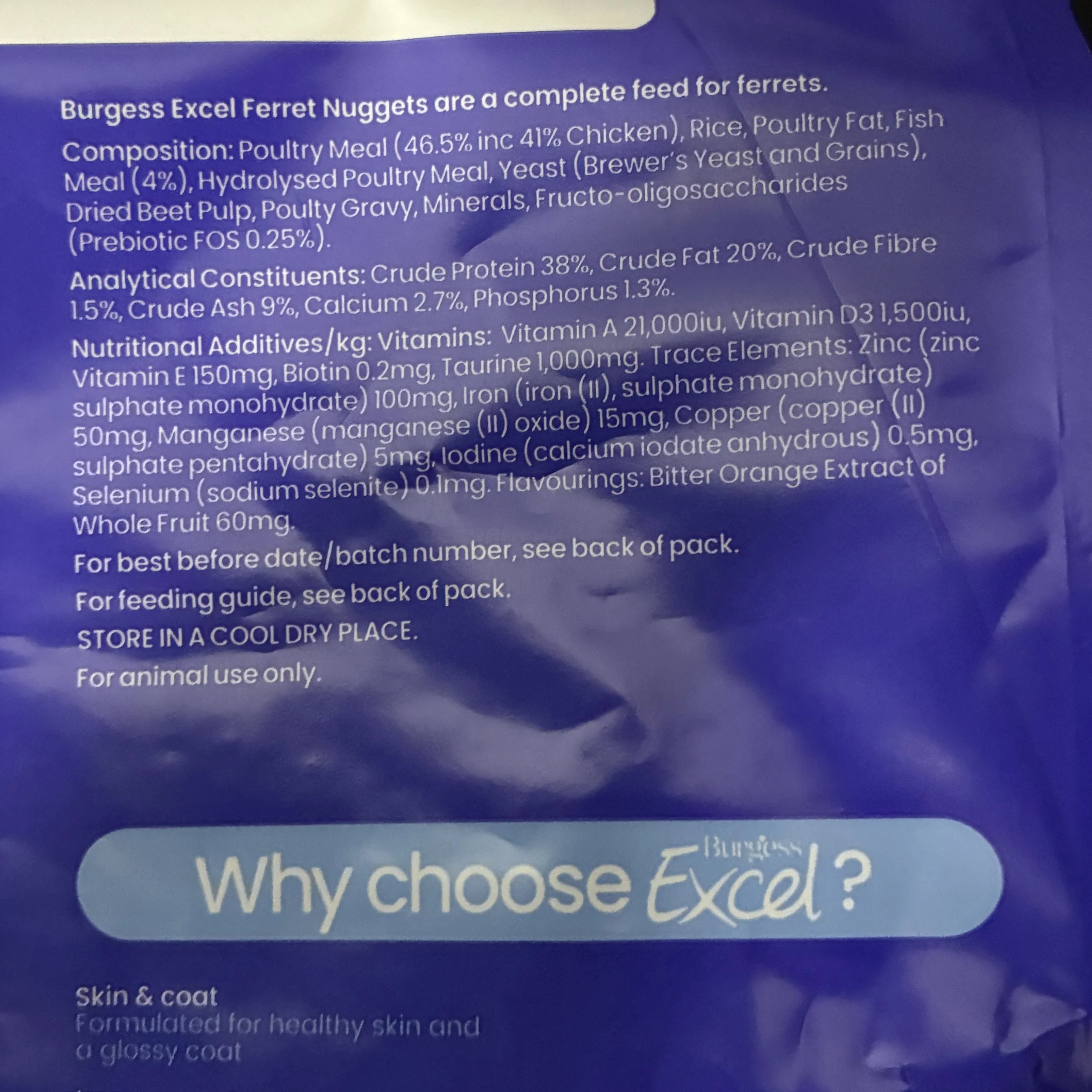 Close-up of Burgess Excel Ferret Nuggets highlighting high animal protein, complete balanced nutrition, prevents selective feeding and essential vitamins and minerals.