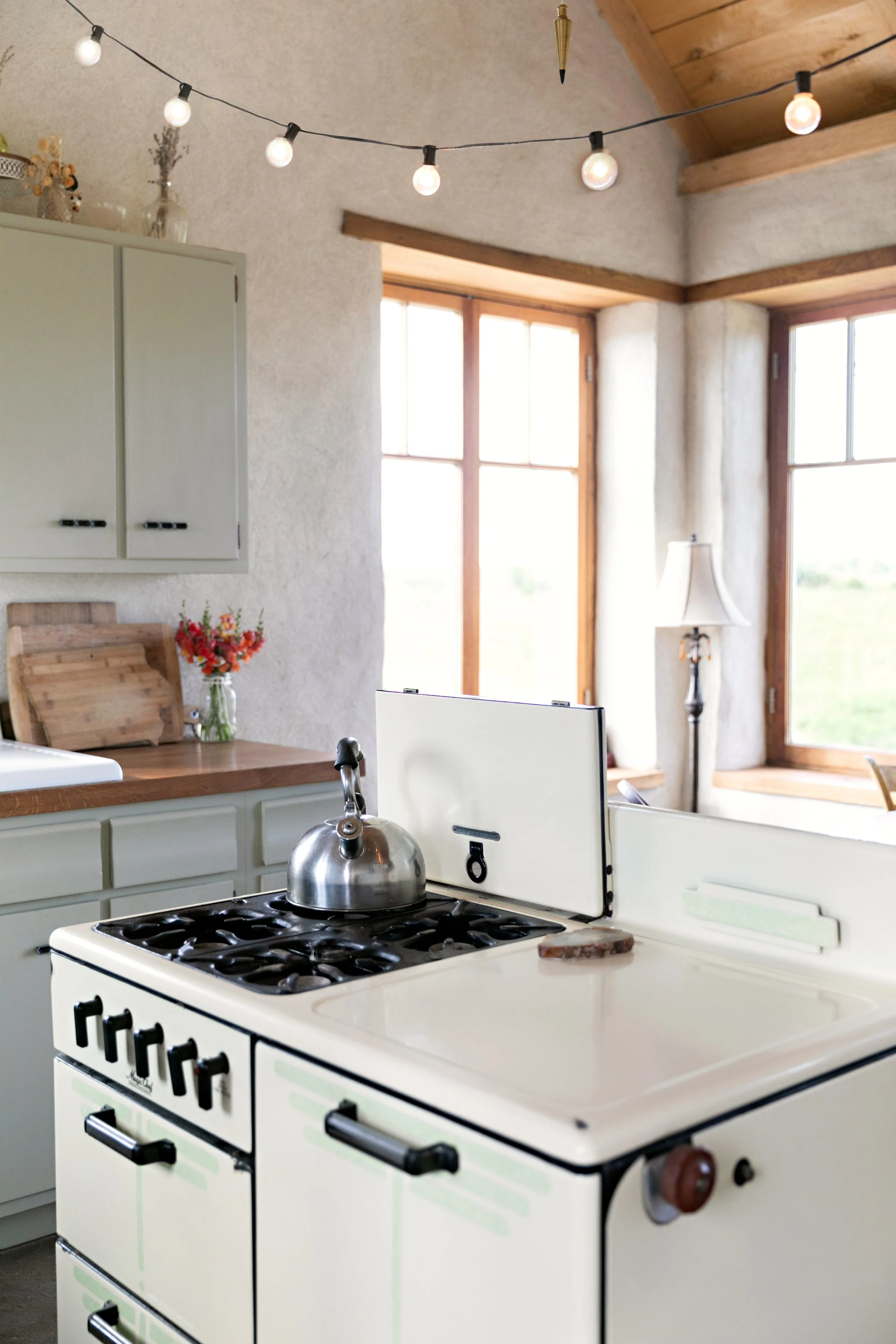 Natural, non toxic straw insulation used to make kitchen.