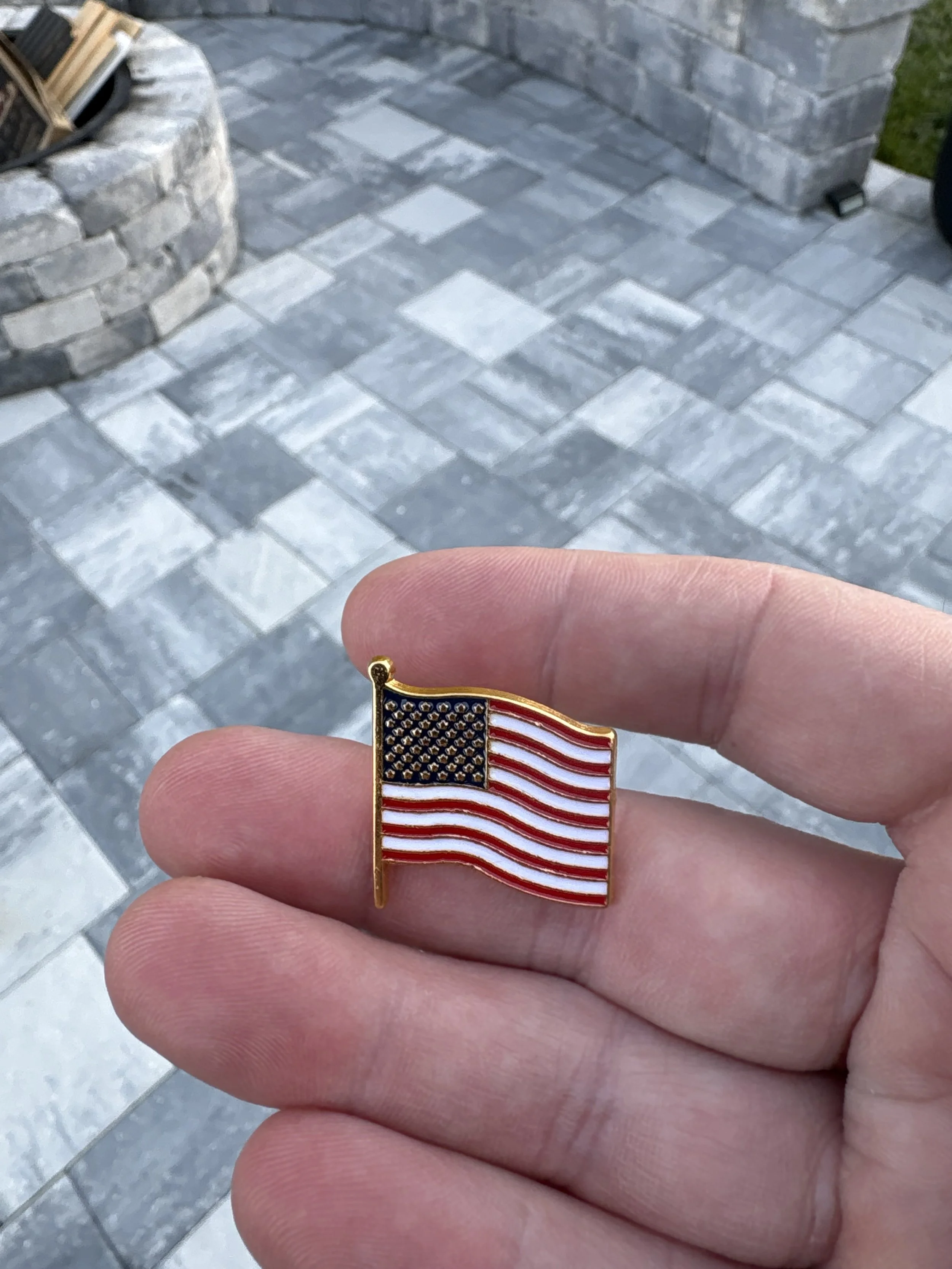 American Flag Lapel/Hat/Push Pin - Metal/Enamel