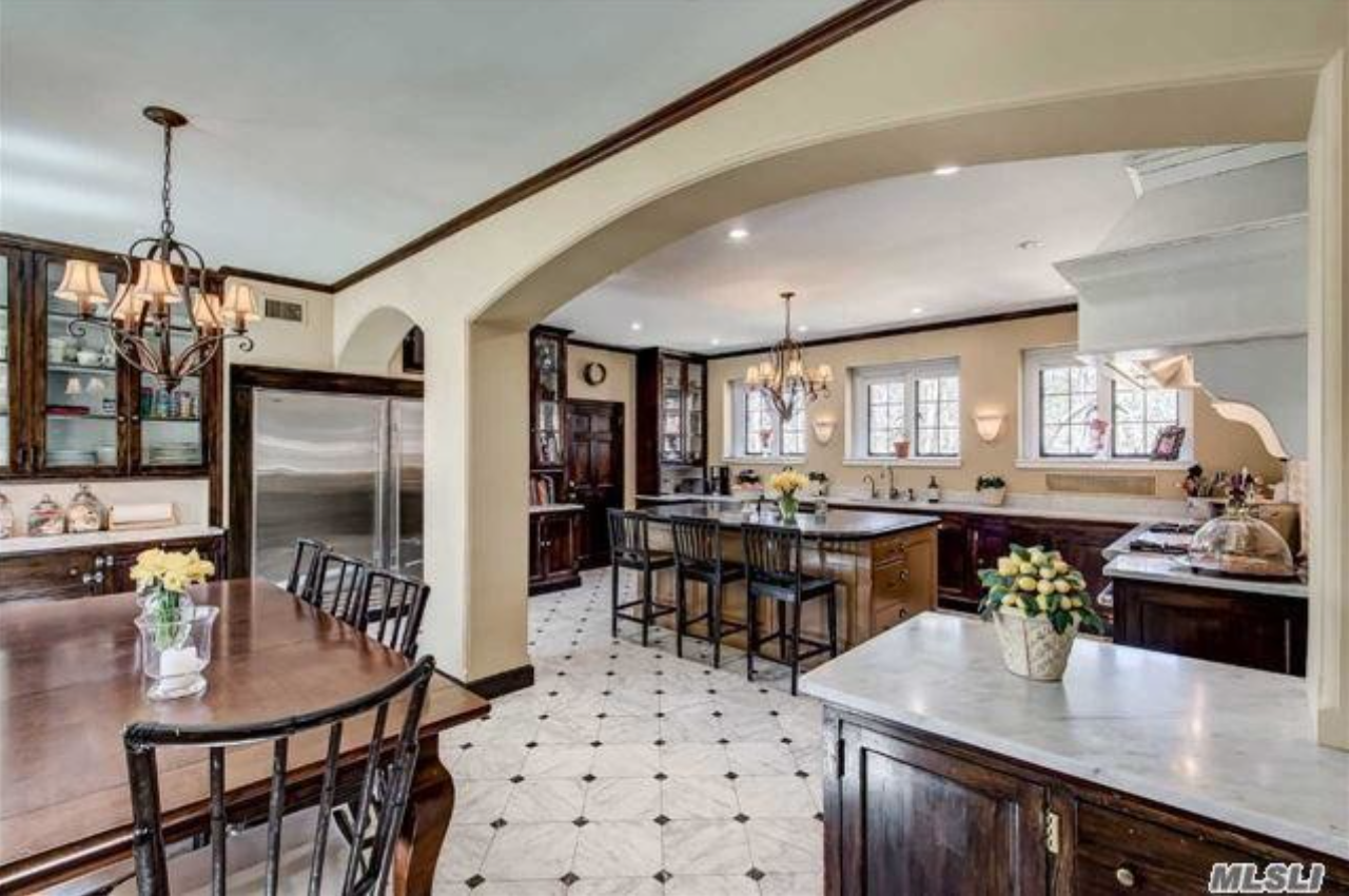 Long Island Estate