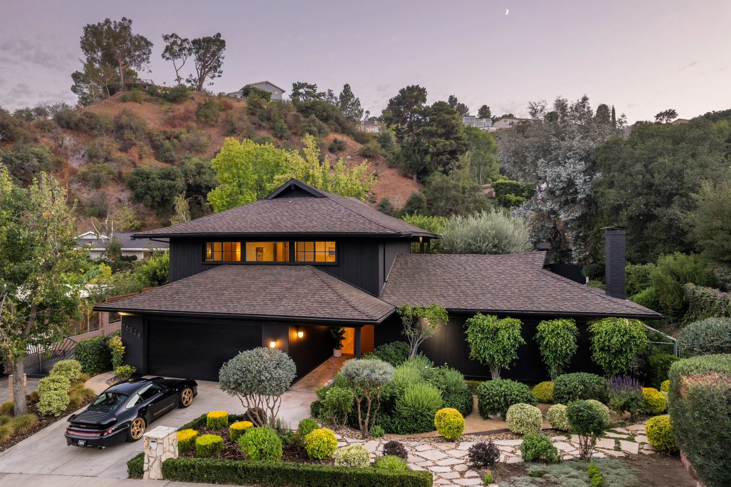 An image of The Encino Hills House.