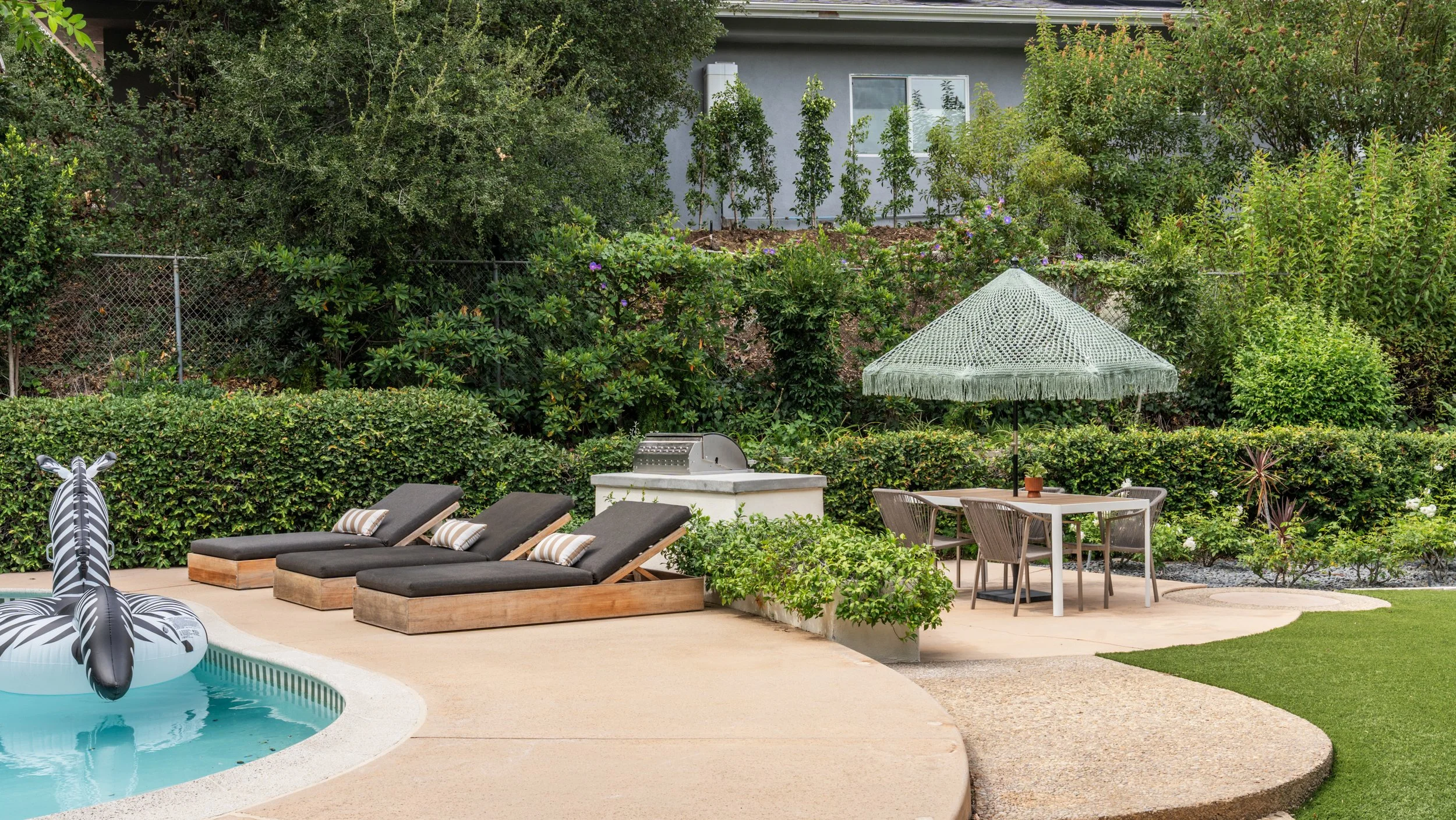 An image of The Encino Hills House.