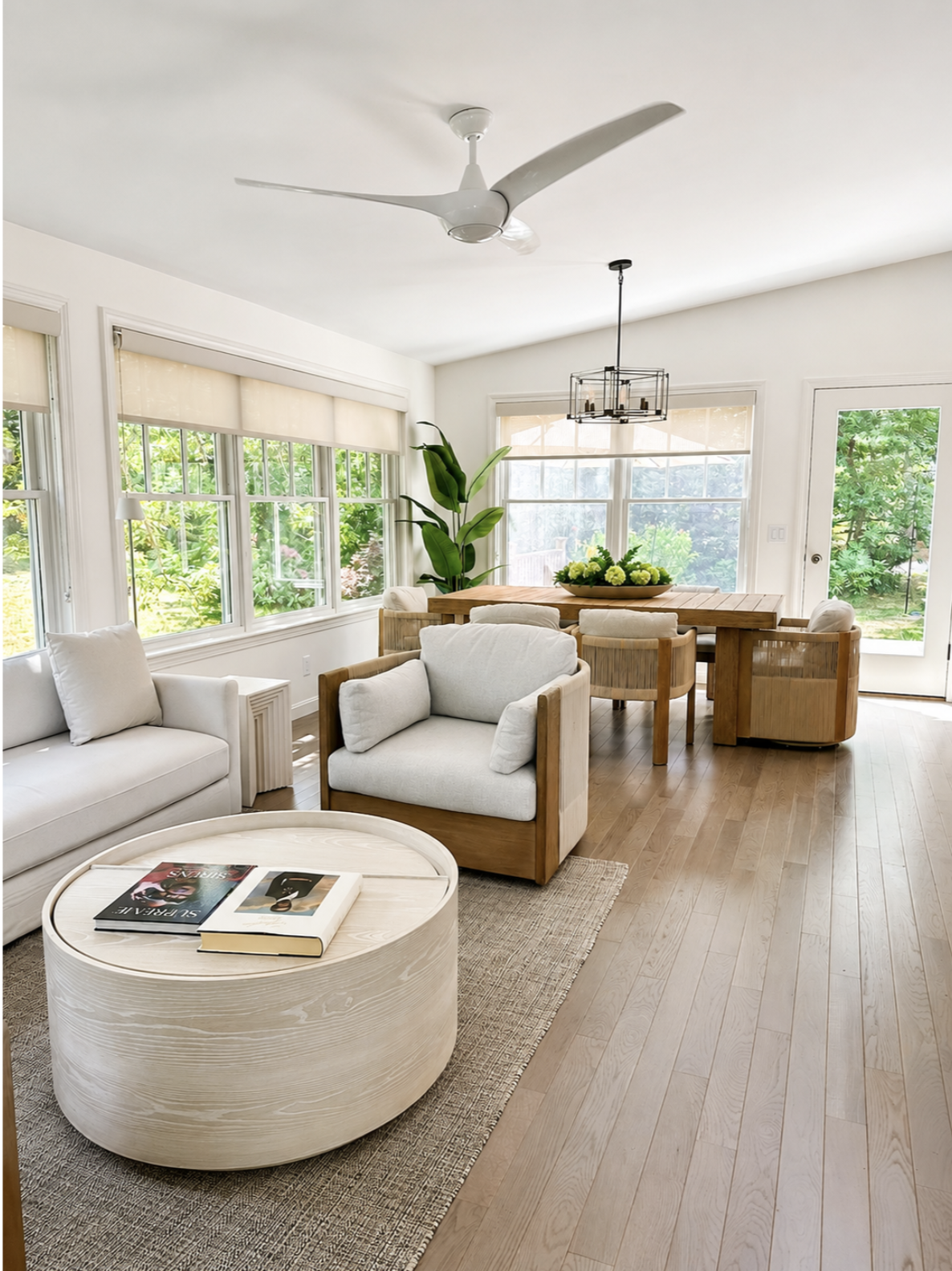 Oak_Bluffs_Three_Seasons_Room_2.png