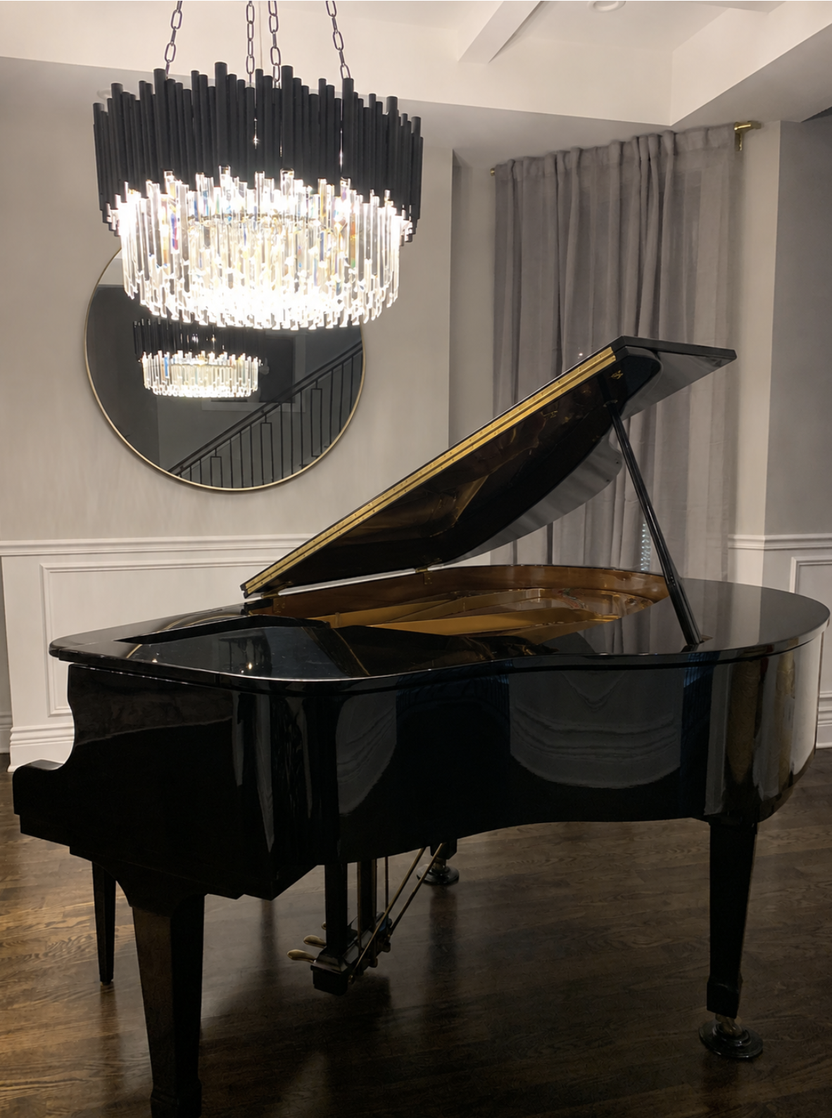 Bronzeville_Dining_Grand_Piano.png