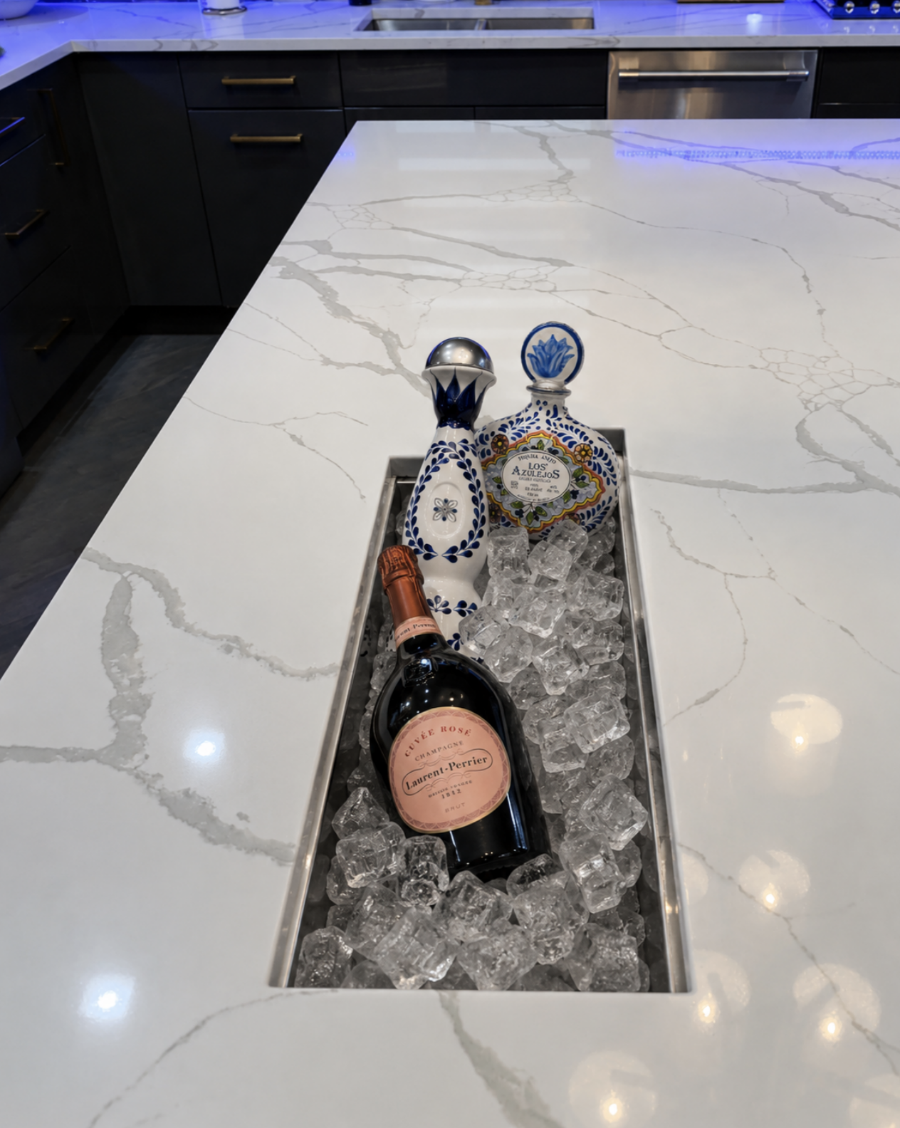 Hyde_park_Island_Ice_Bucket.png
