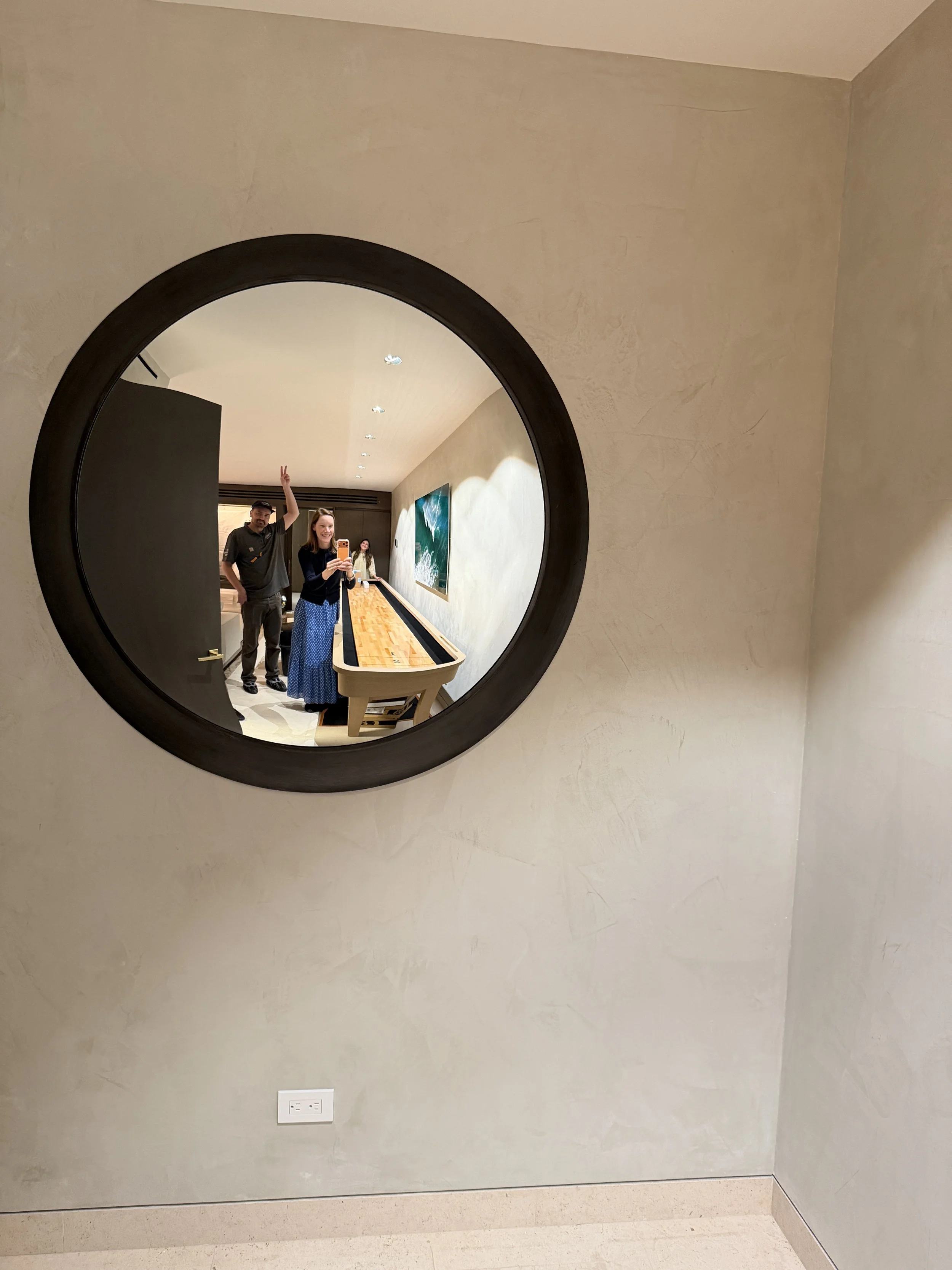 Beyond the Frame: Professional Mirror Installation for the Spaces you Design
