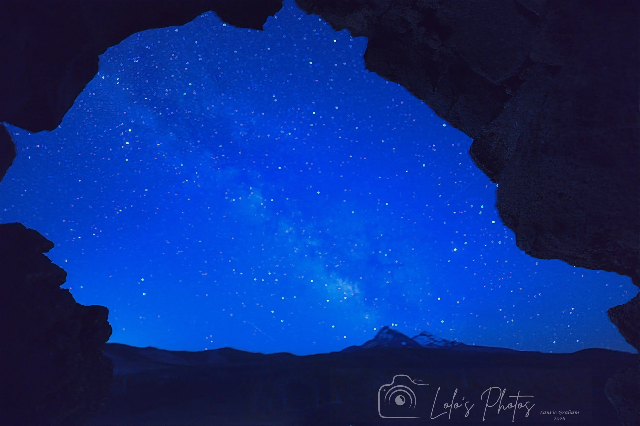 Milky way over Sister's Mountains Oregon