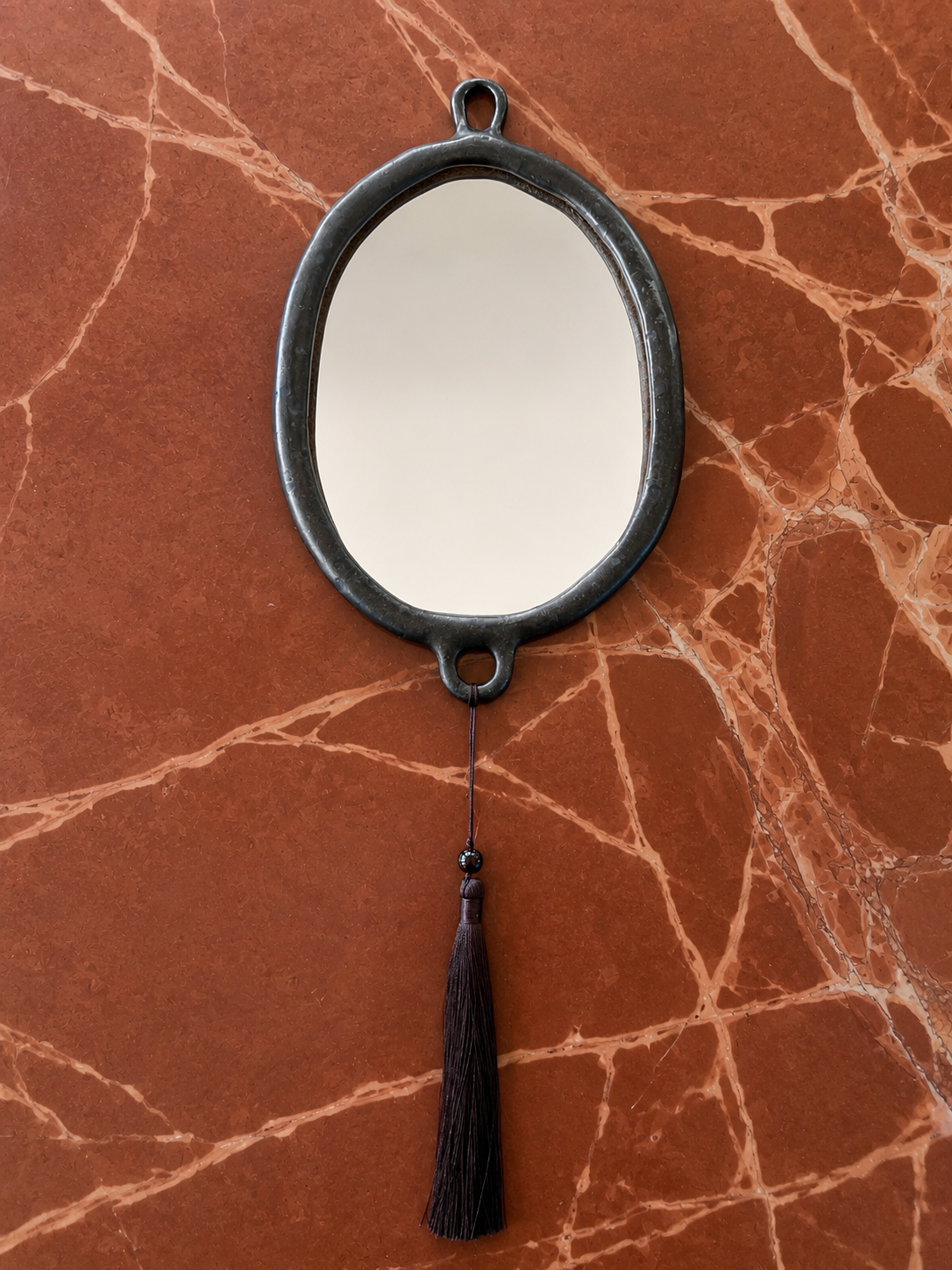 MATT_BLK_MIRROR_R1.png