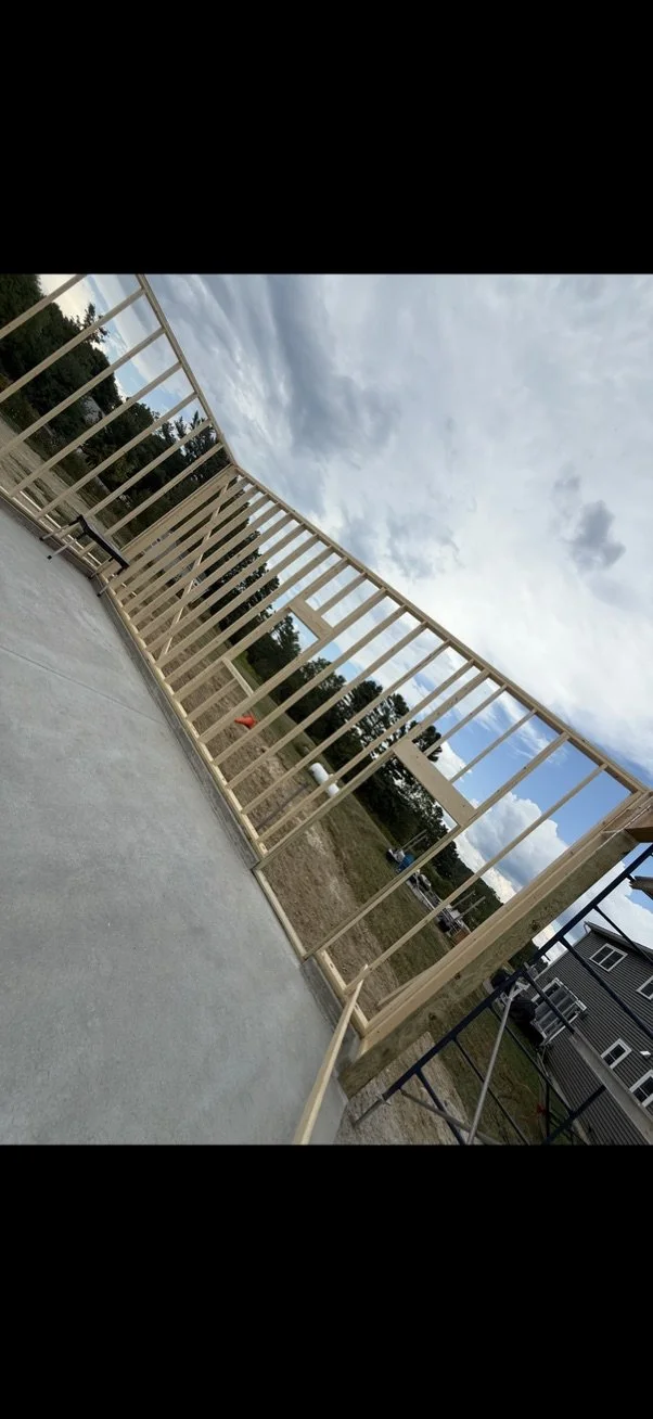 Garage Build
(Lisbon – Aug 2025)