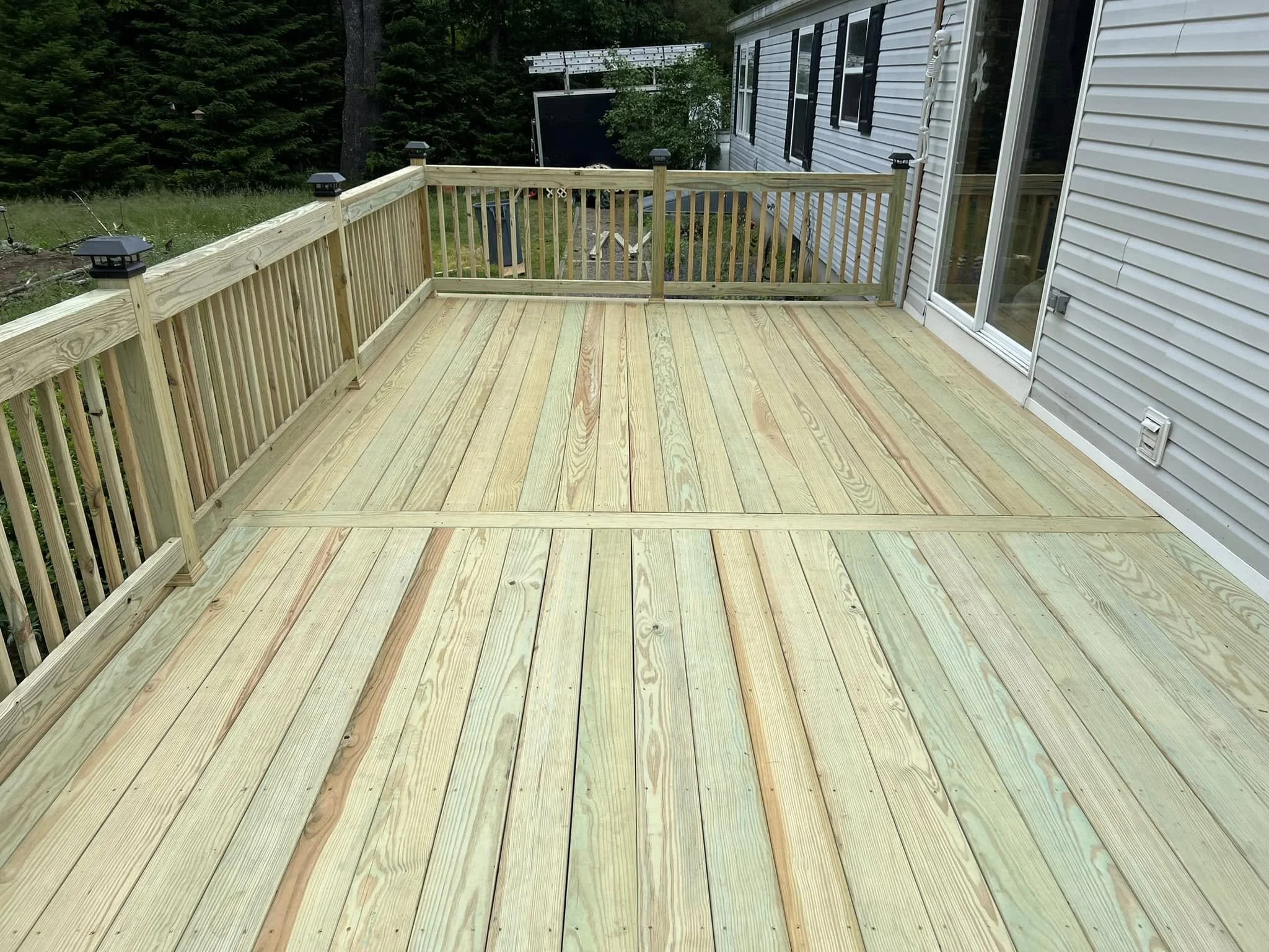 decking 1.jpg