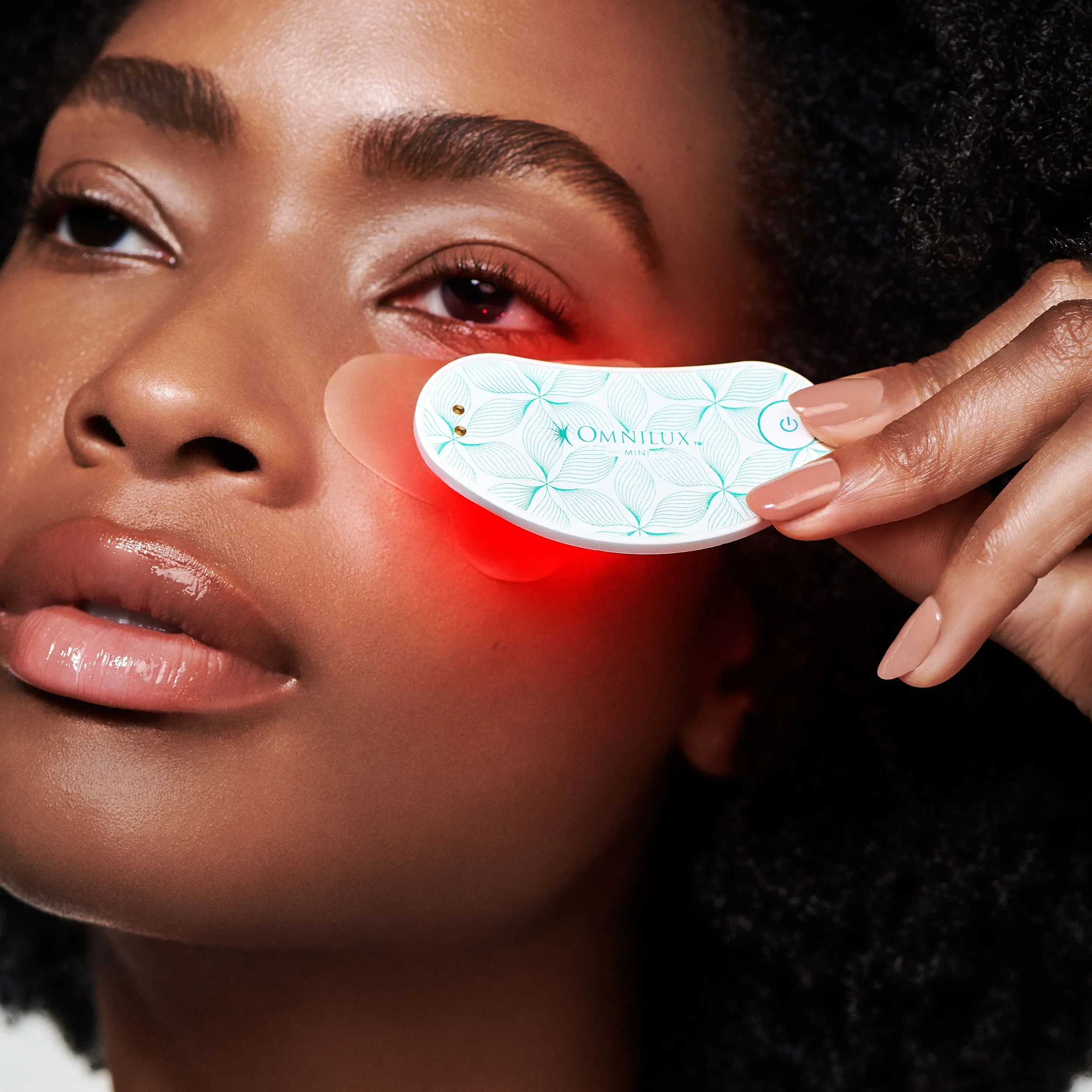 Meraki Omnilux LED Eye_Brightener_Patches_2.webp